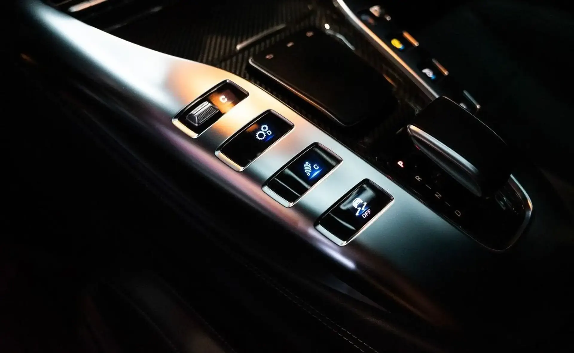 Mercedes-Benz AMG GT — photo 12