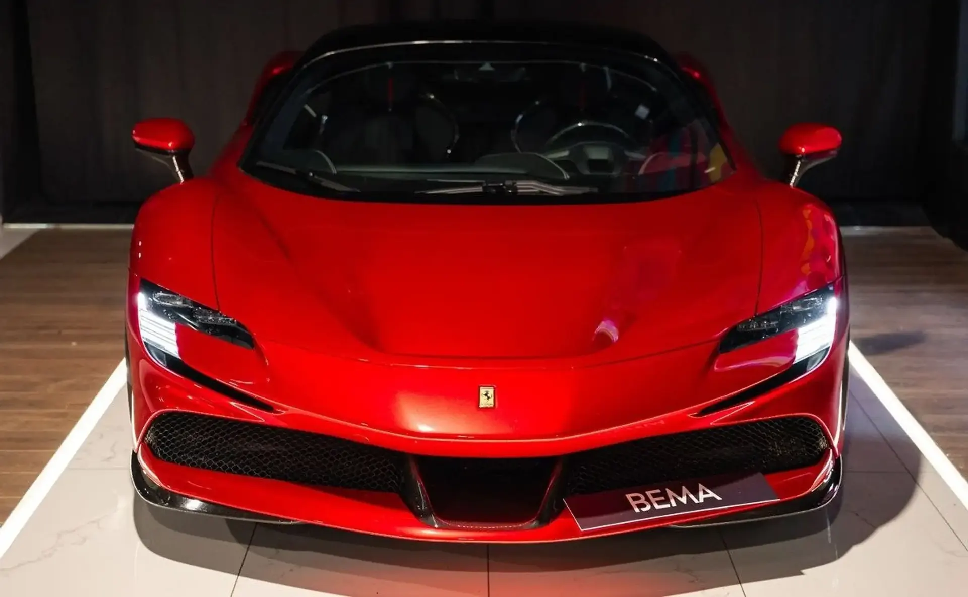 Ferrari SF90 — photo 2