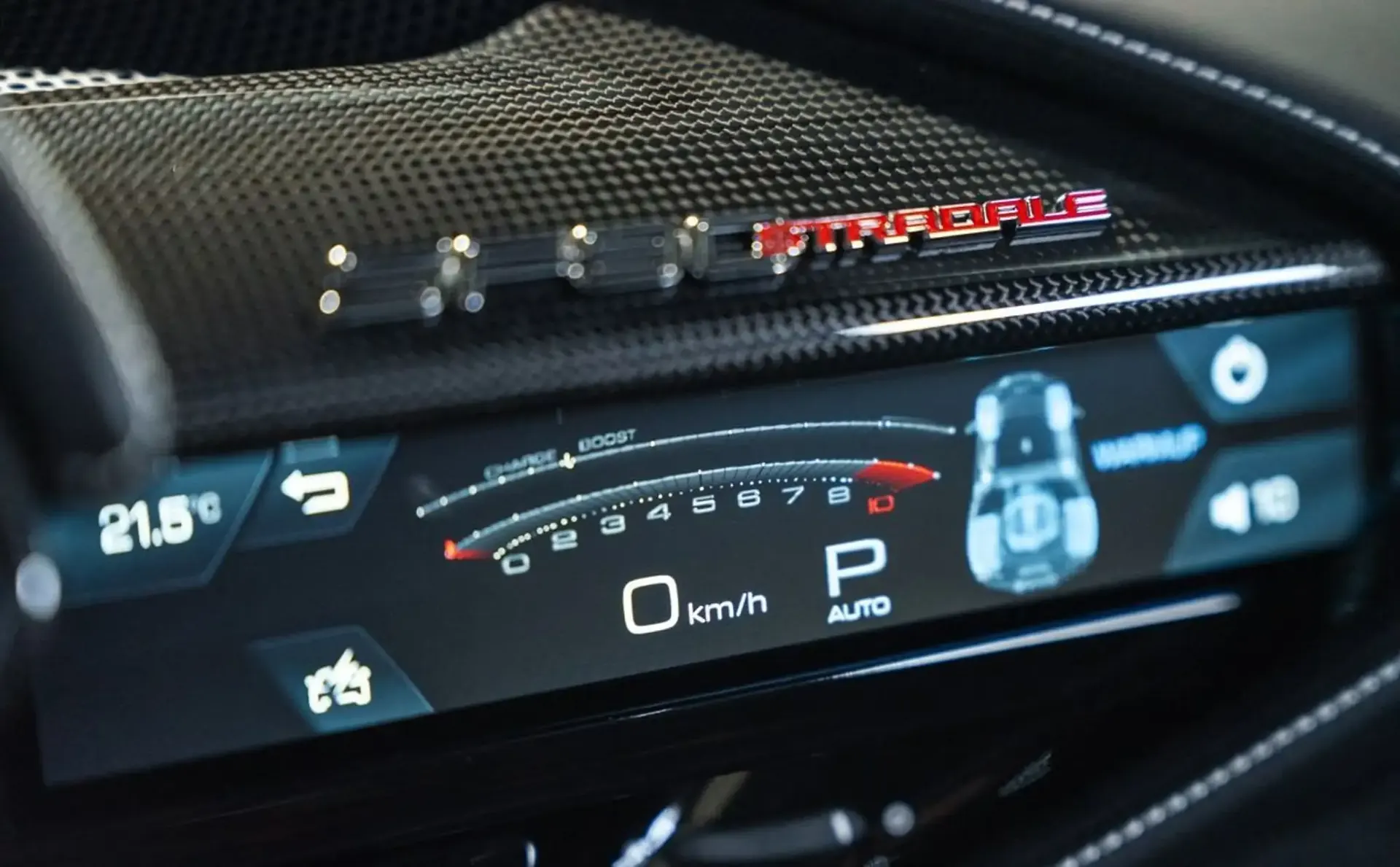 Ferrari SF90 — photo 12
