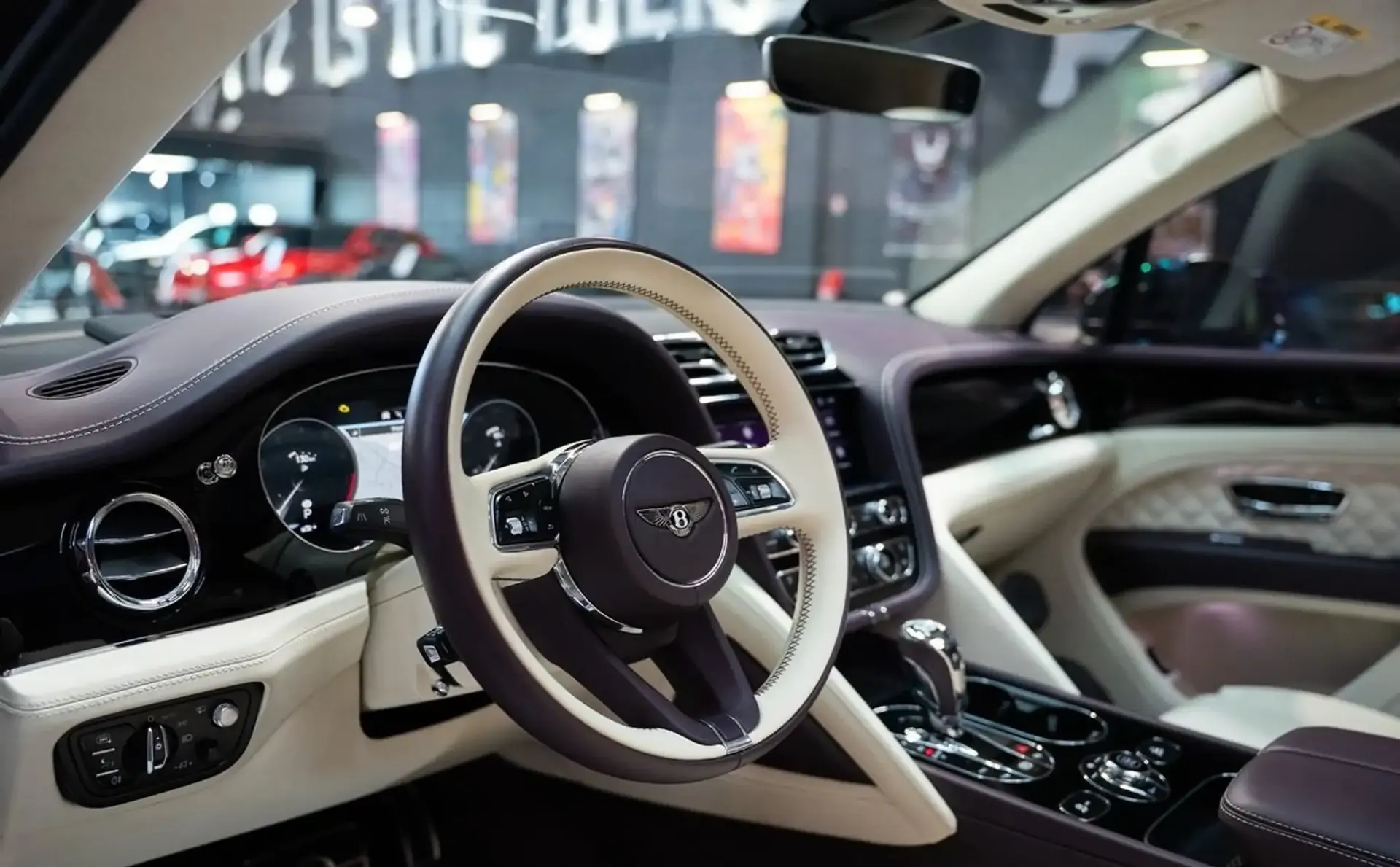 Bentley Bentayga — photo 7