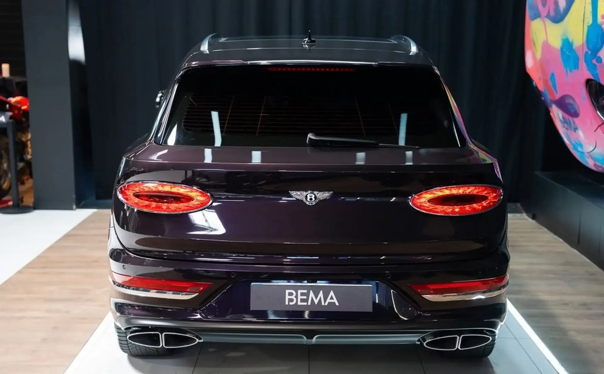 Bentley Bentayga — photo 4