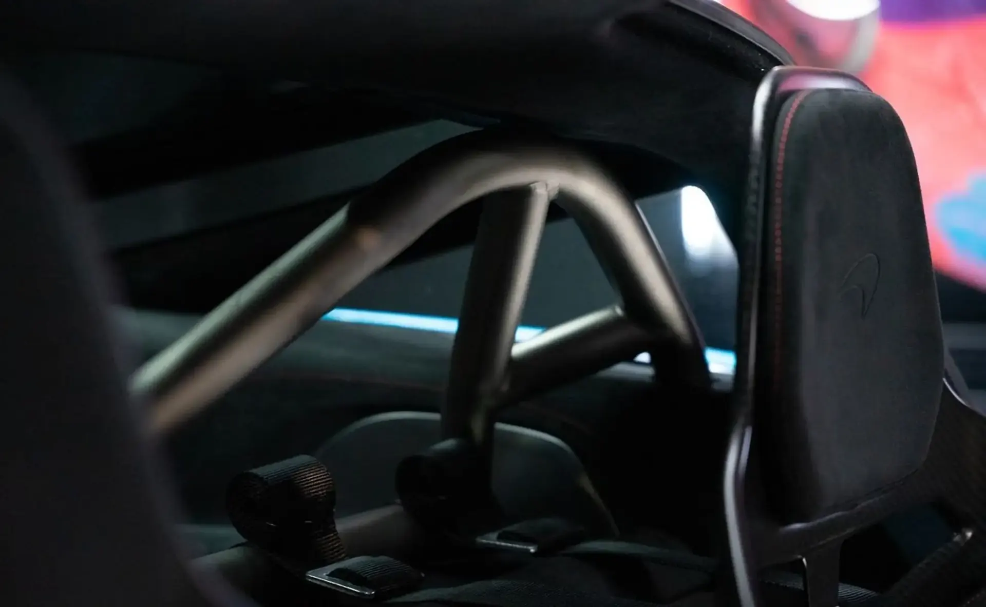 McLaren 750S — photo 9