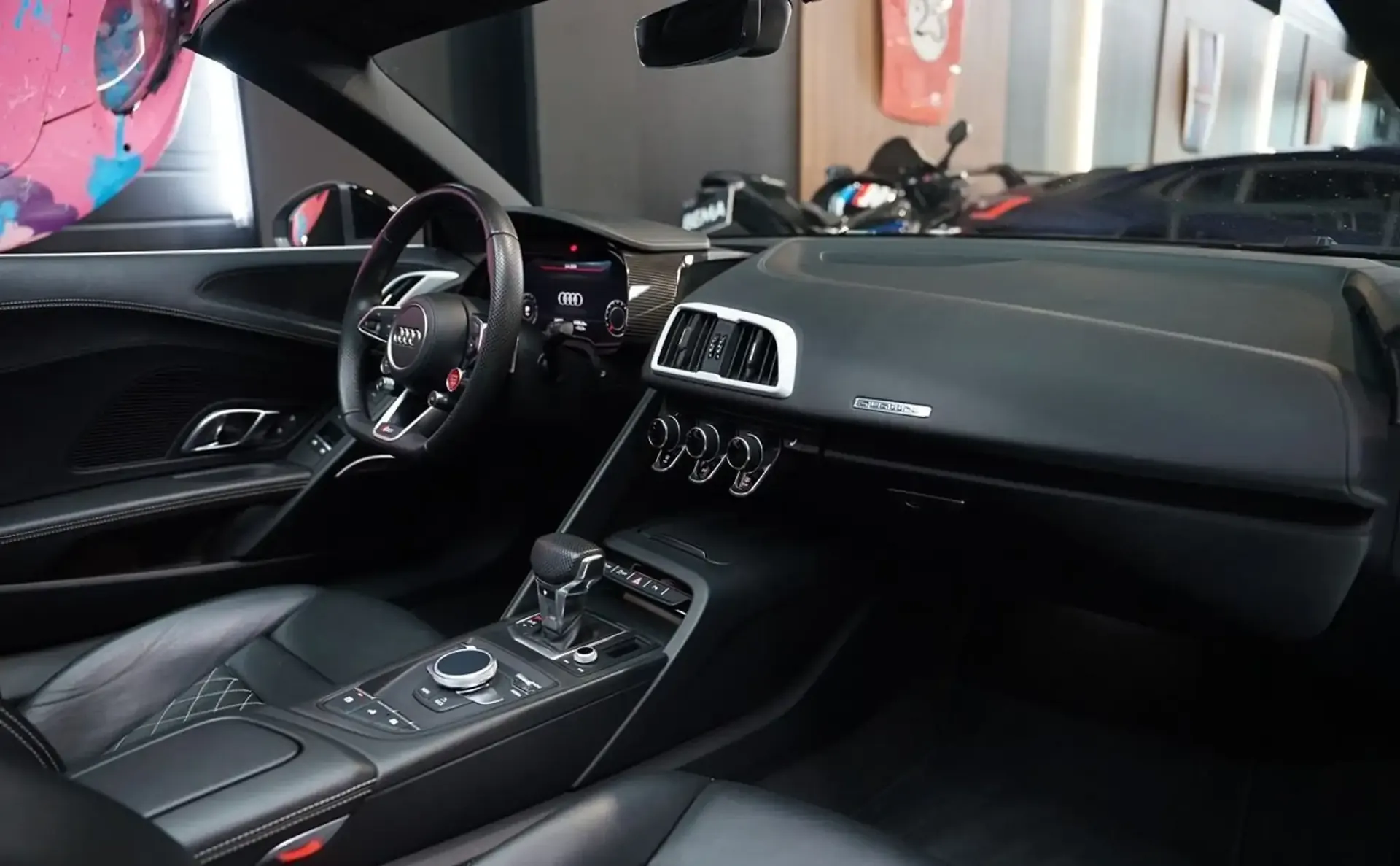 Audi R8 — photo 15