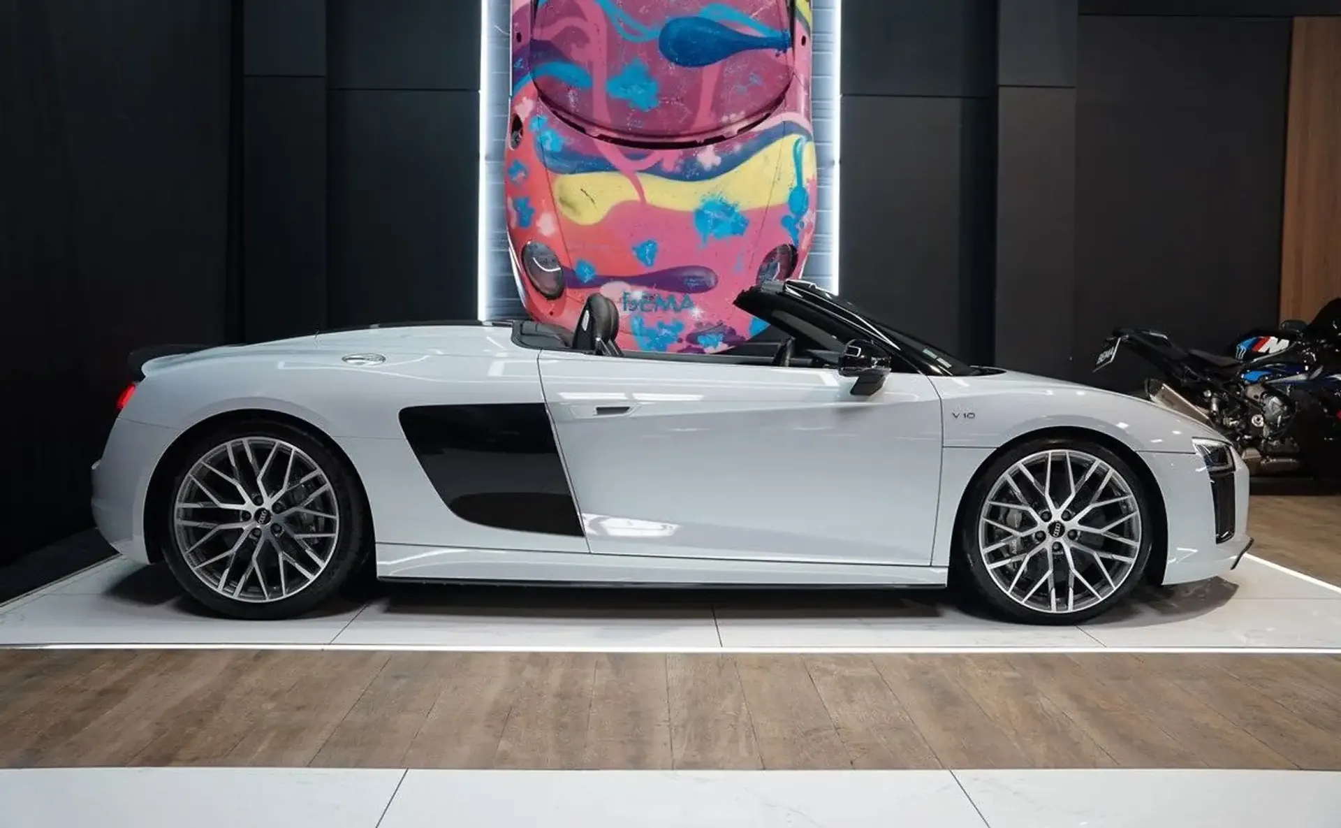 Audi R8 — photo 3