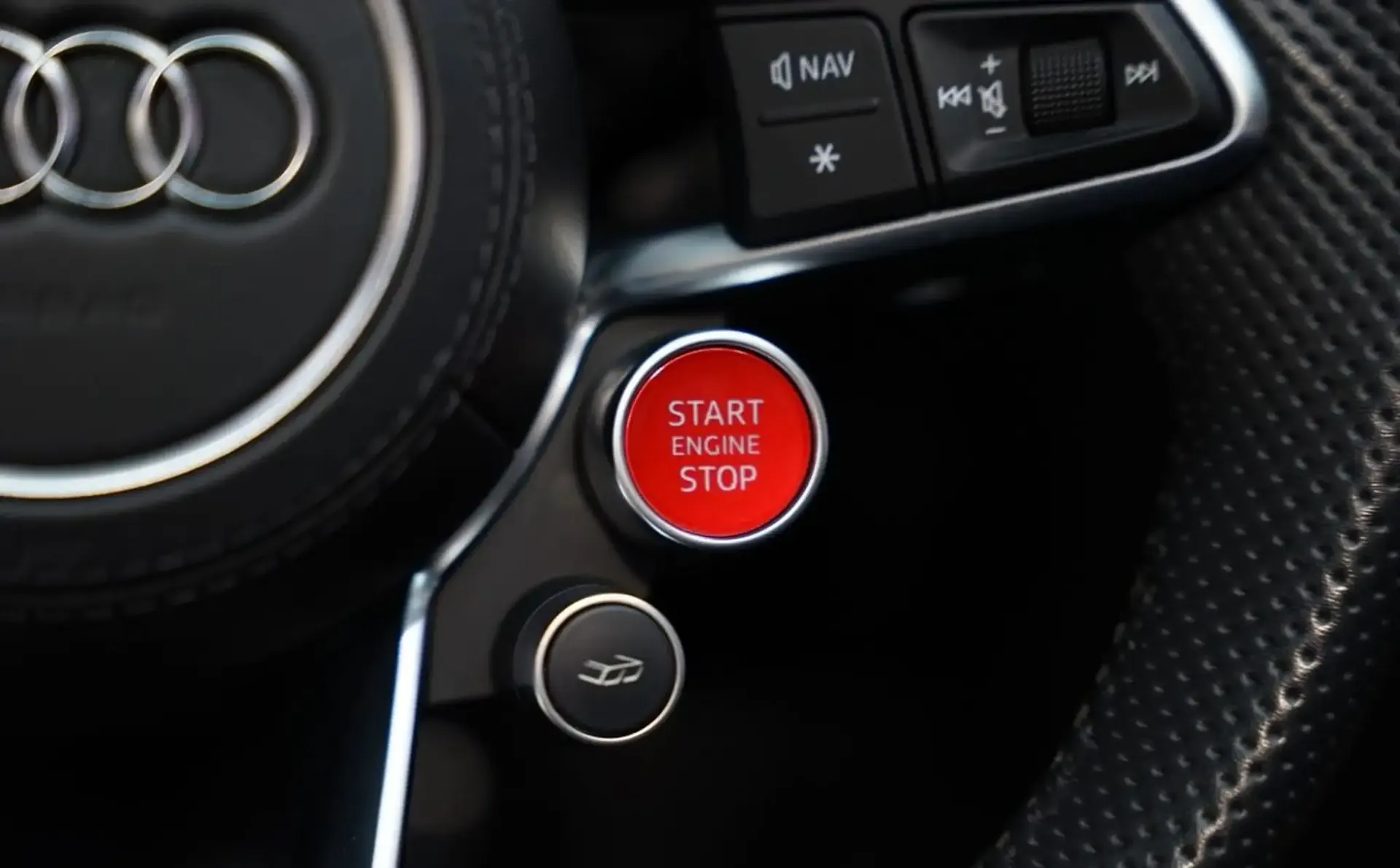 Audi R8 — photo 12