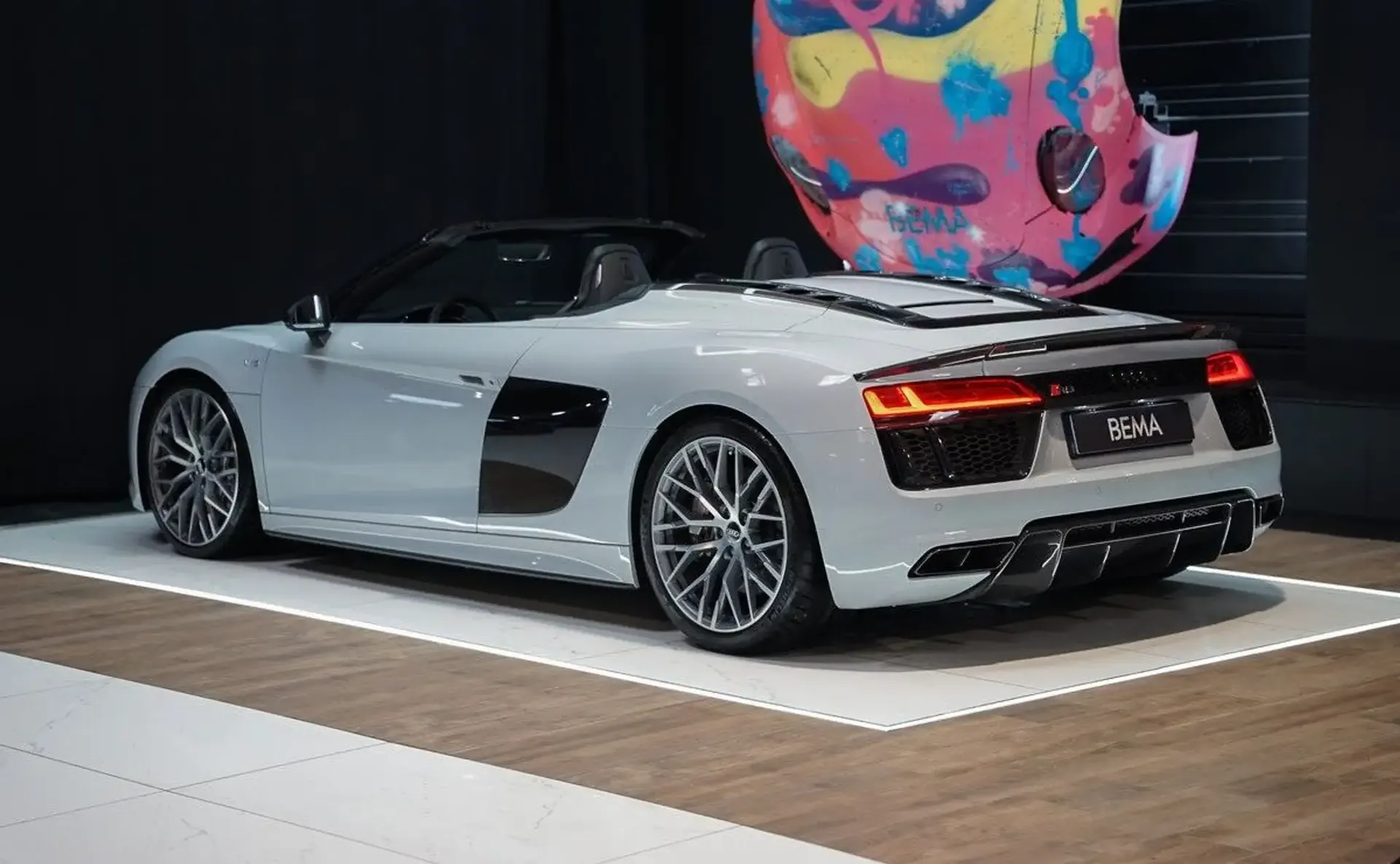 Audi R8 — photo 5