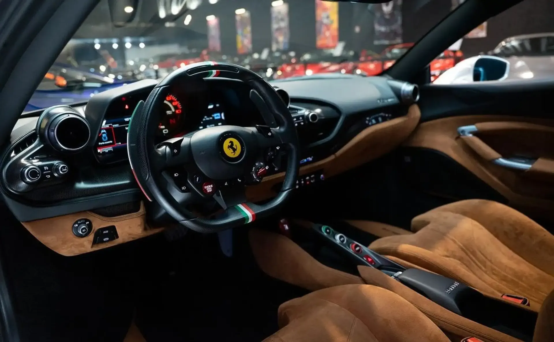 Ferrari F8 — photo 3