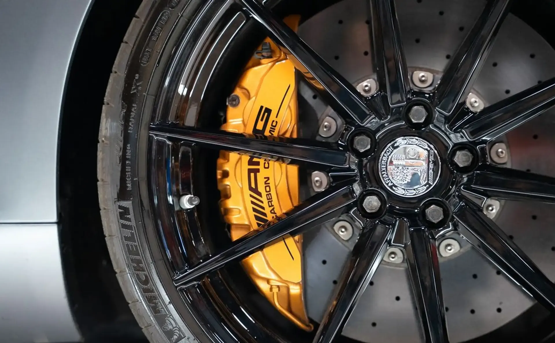 Mercedes-Benz AMG GT — photo 10