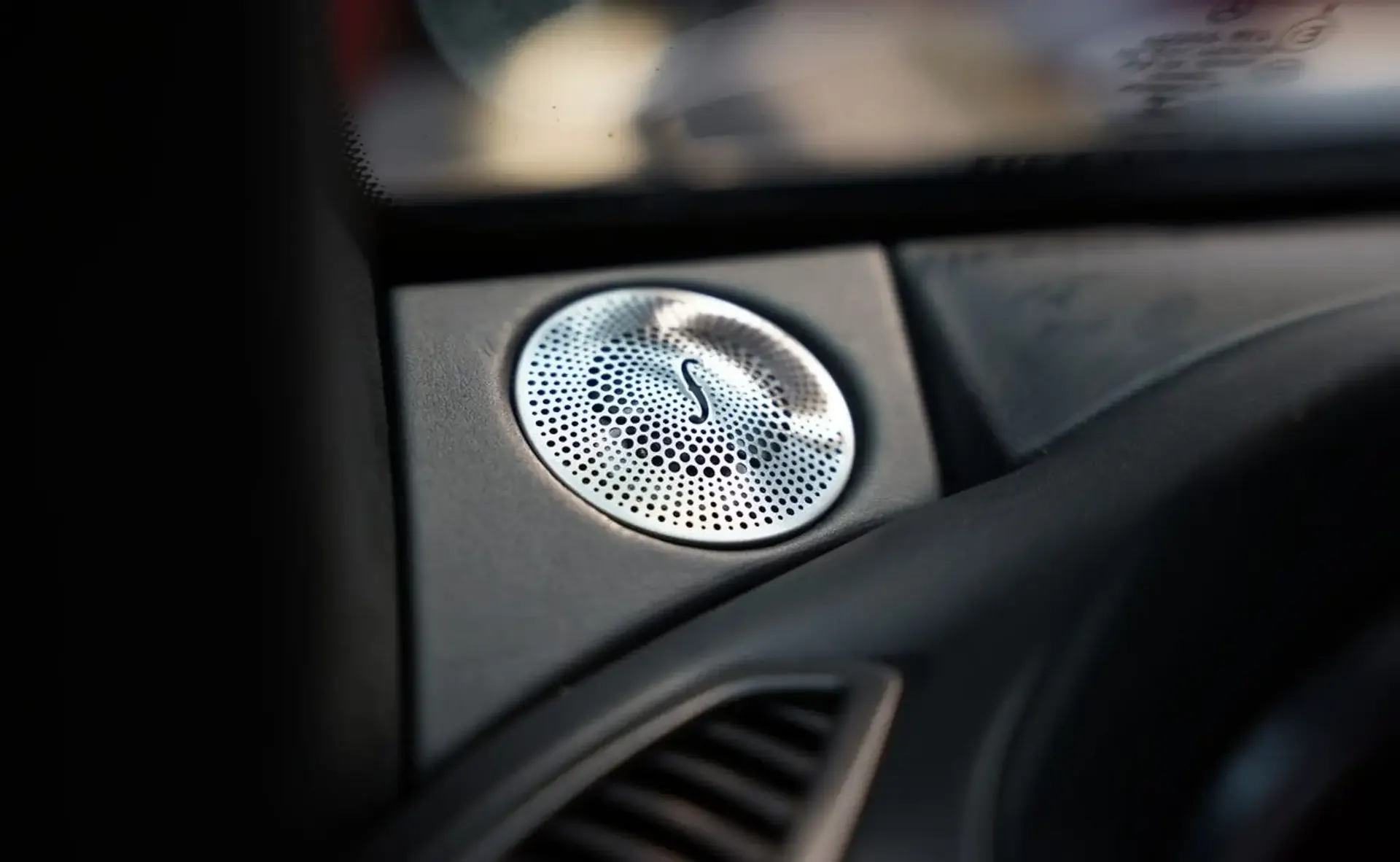 Mercedes-Benz AMG GT — photo 14