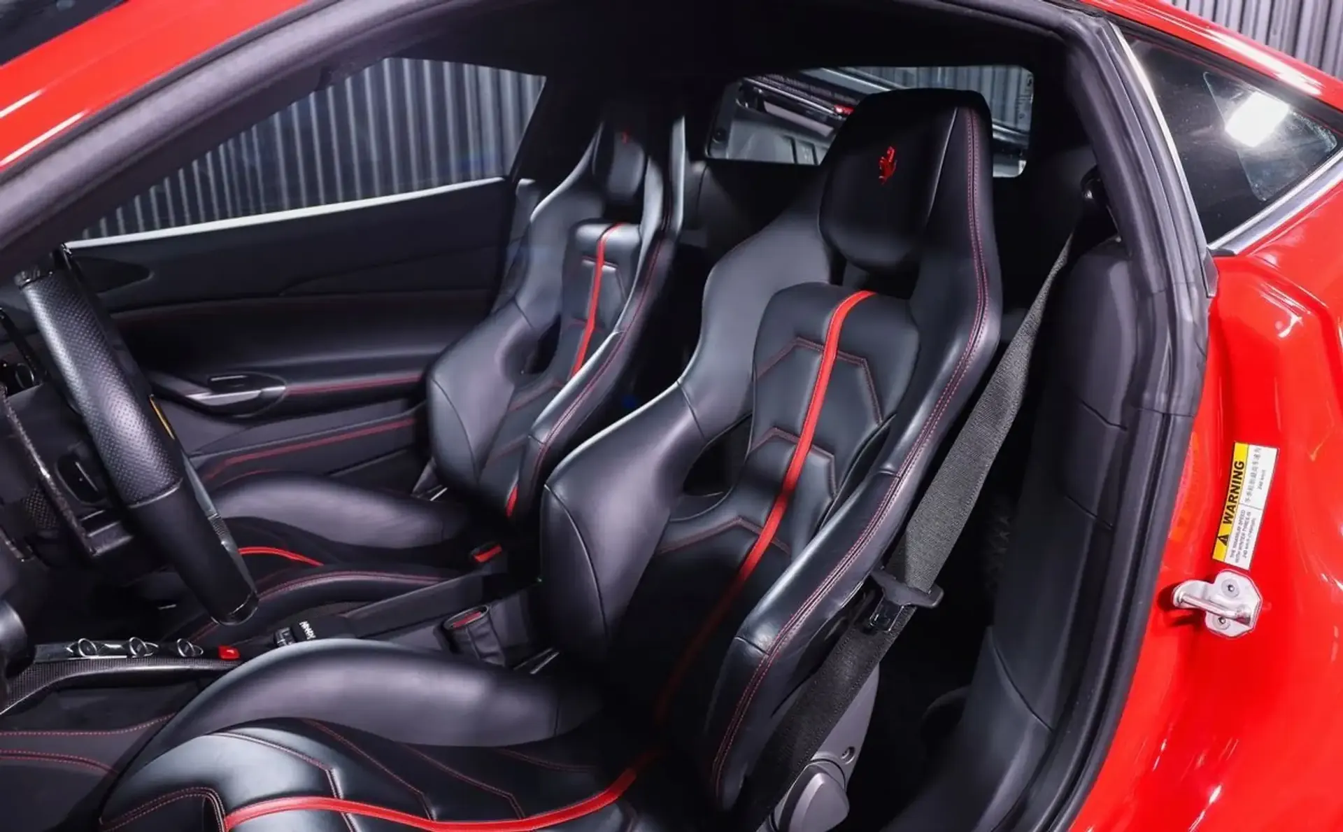 Ferrari 488 — photo 6