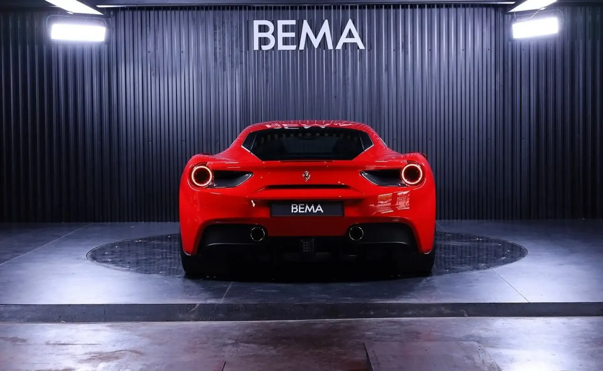 Ferrari 488 — photo 4