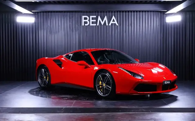 Ferrari 488