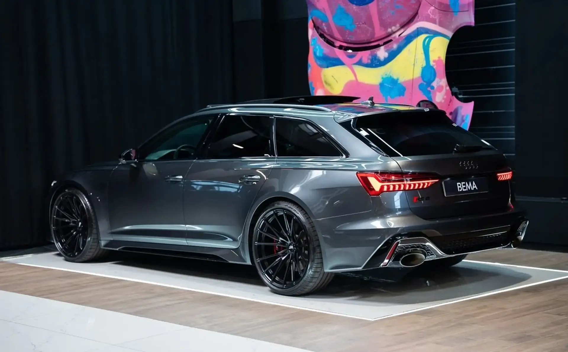 Audi RS6 — photo 5