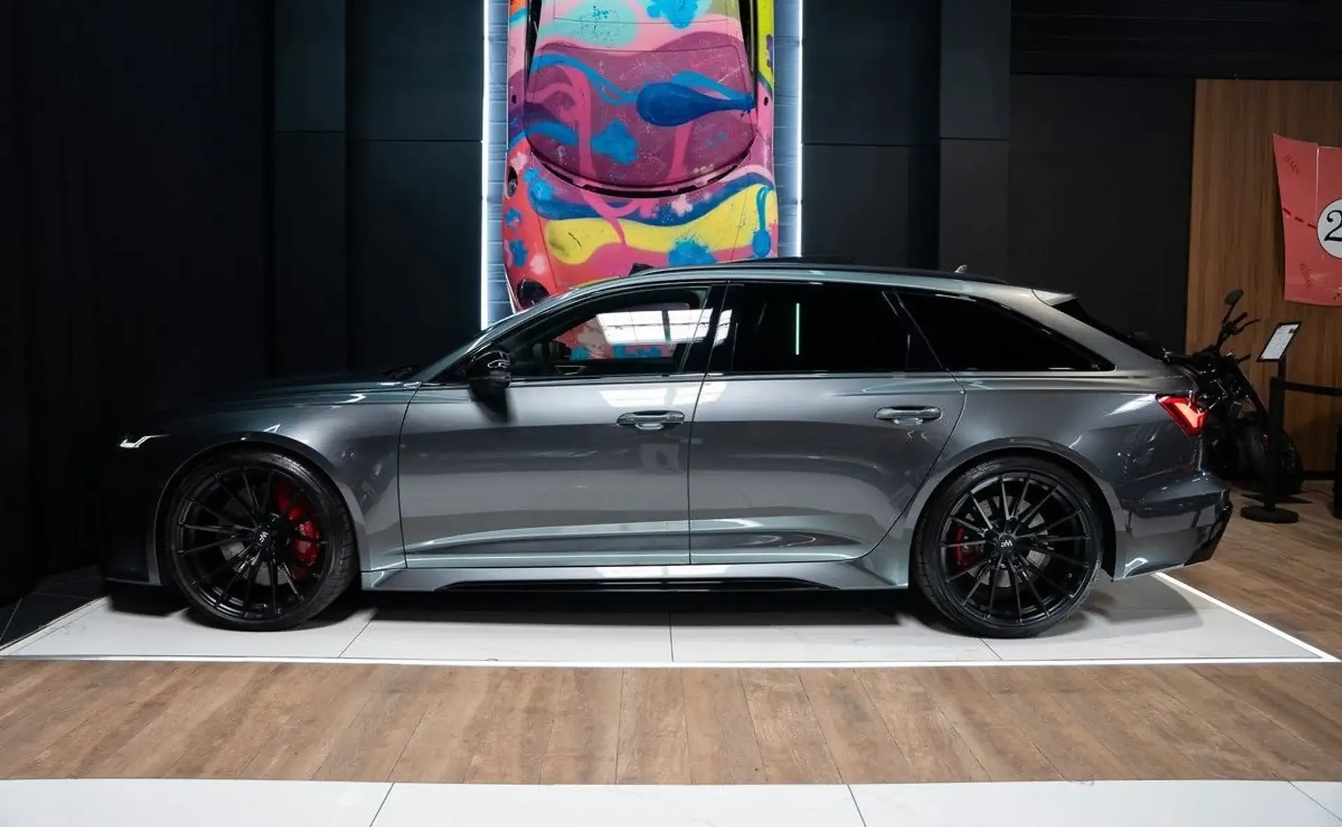 Audi RS6 — photo 3