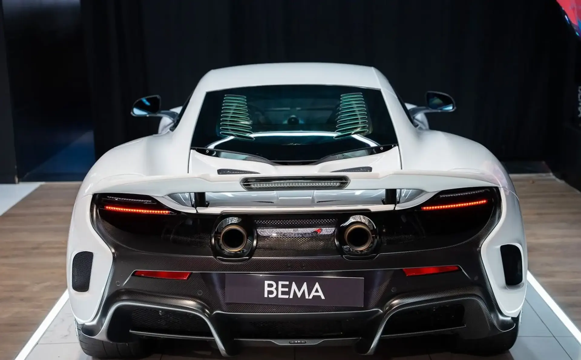 McLaren 675LT — photo 4