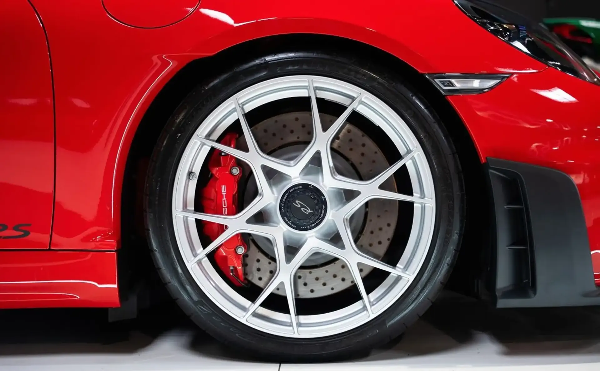 Porsche 718 — photo 13