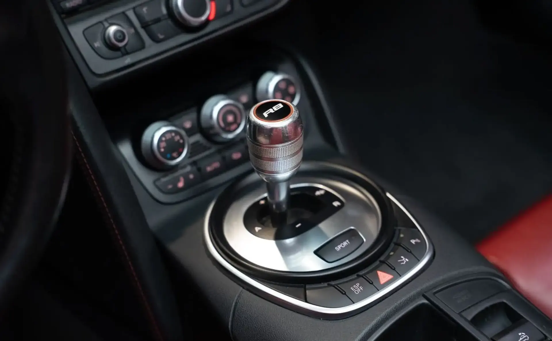 Audi R8 — photo 12