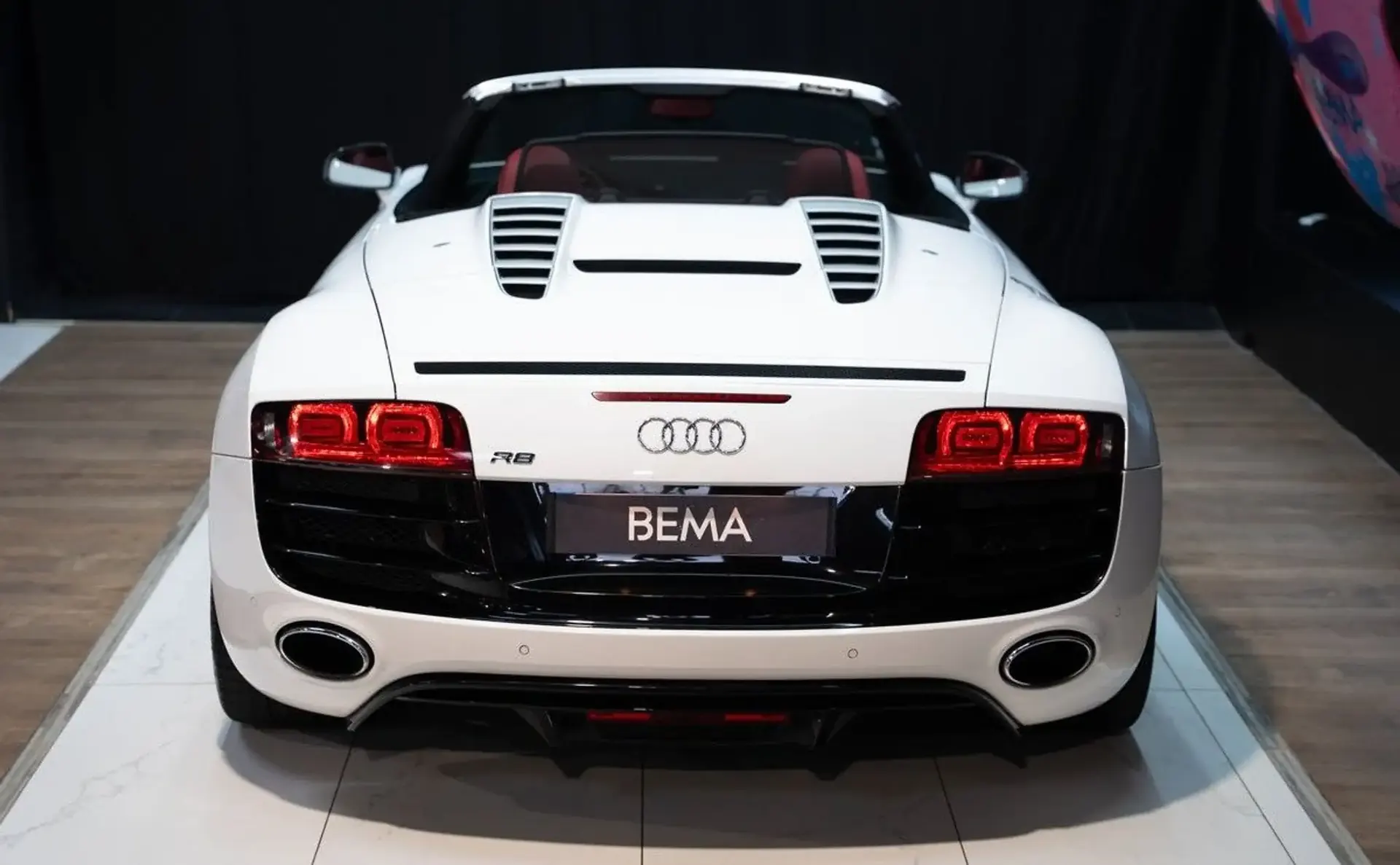 Audi R8 — photo 4