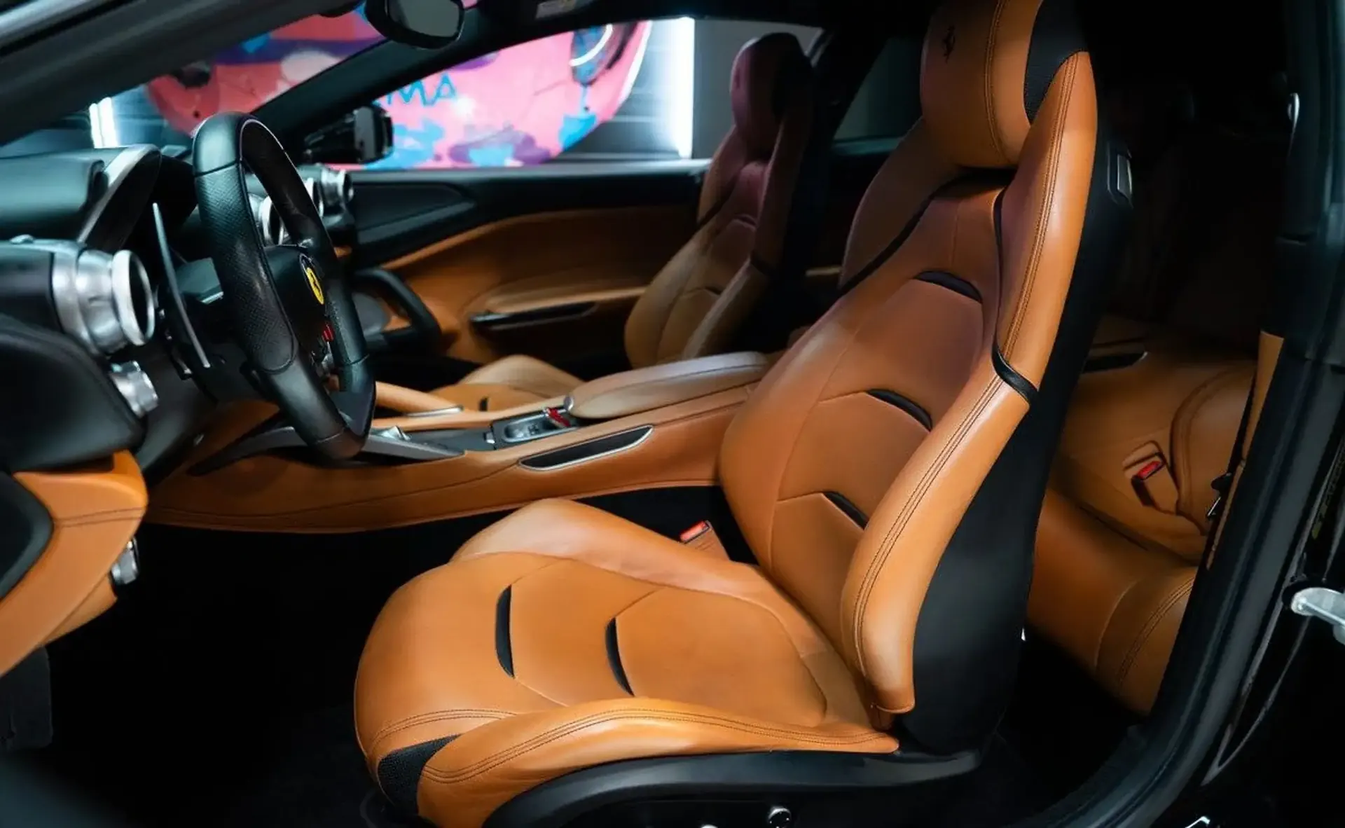 Ferrari GTC4Lusso — photo 10