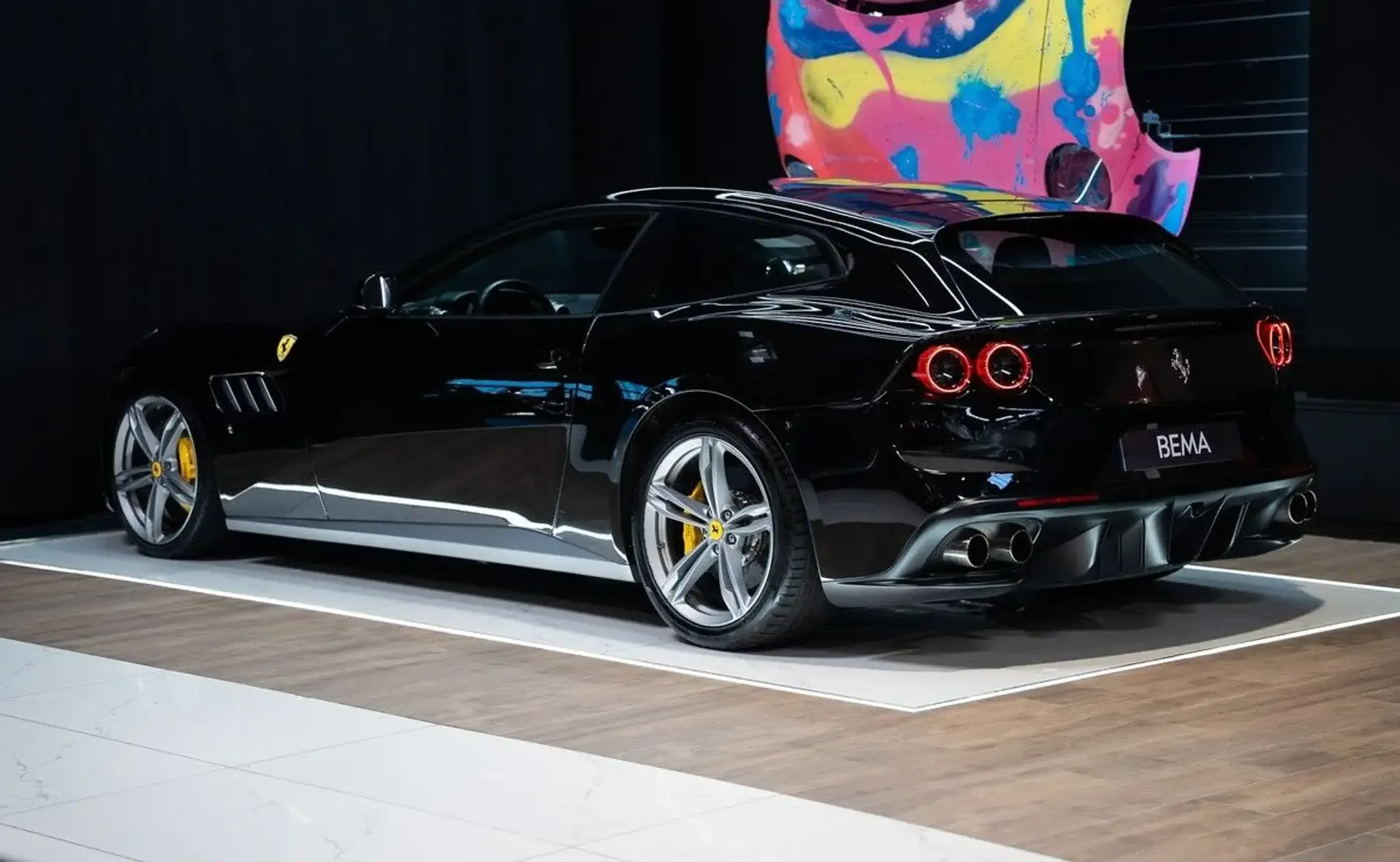 Ferrari GTC4Lusso — photo 5