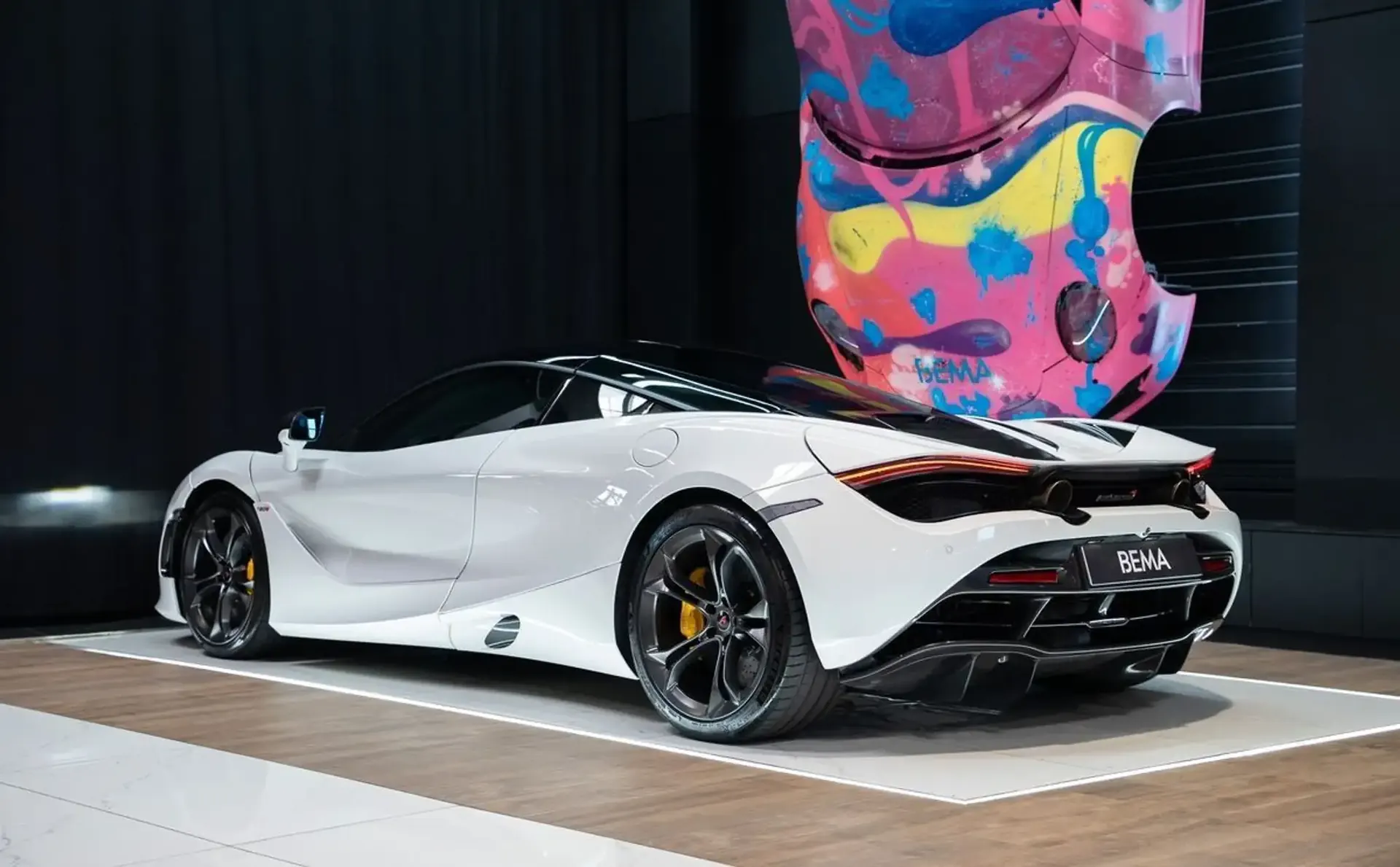 McLaren 720S — photo 3