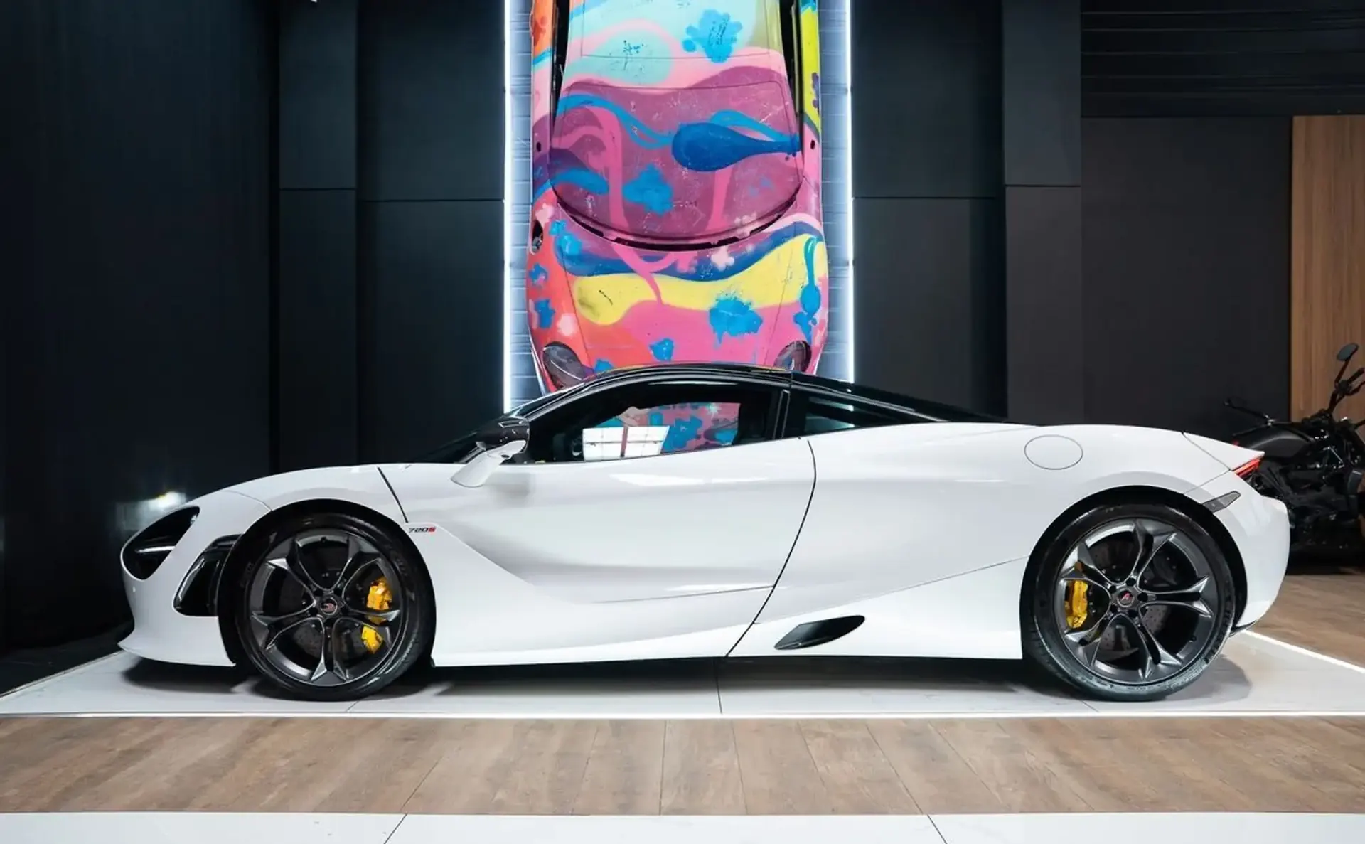 McLaren 720S — photo 4
