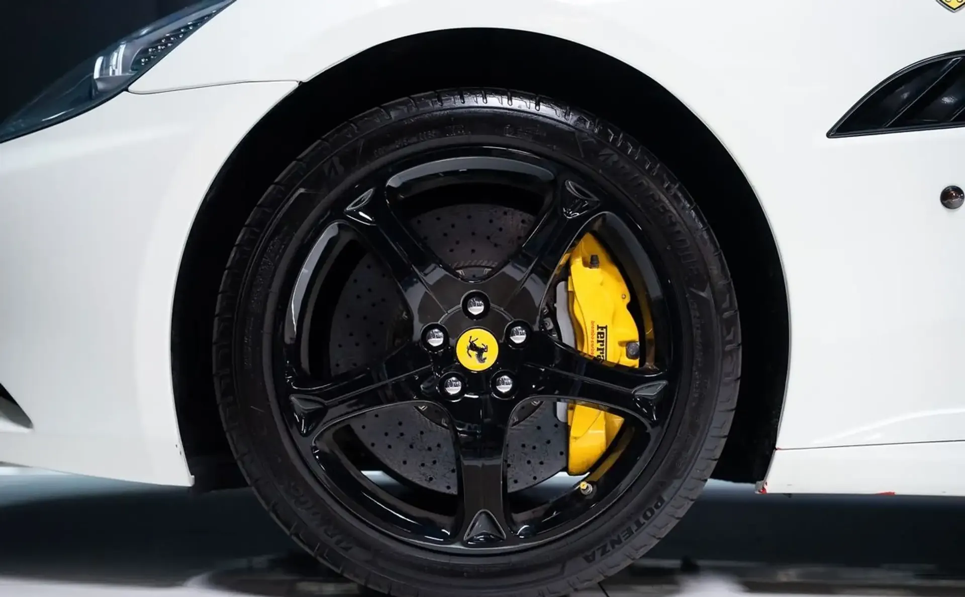 Ferrari California — photo 12