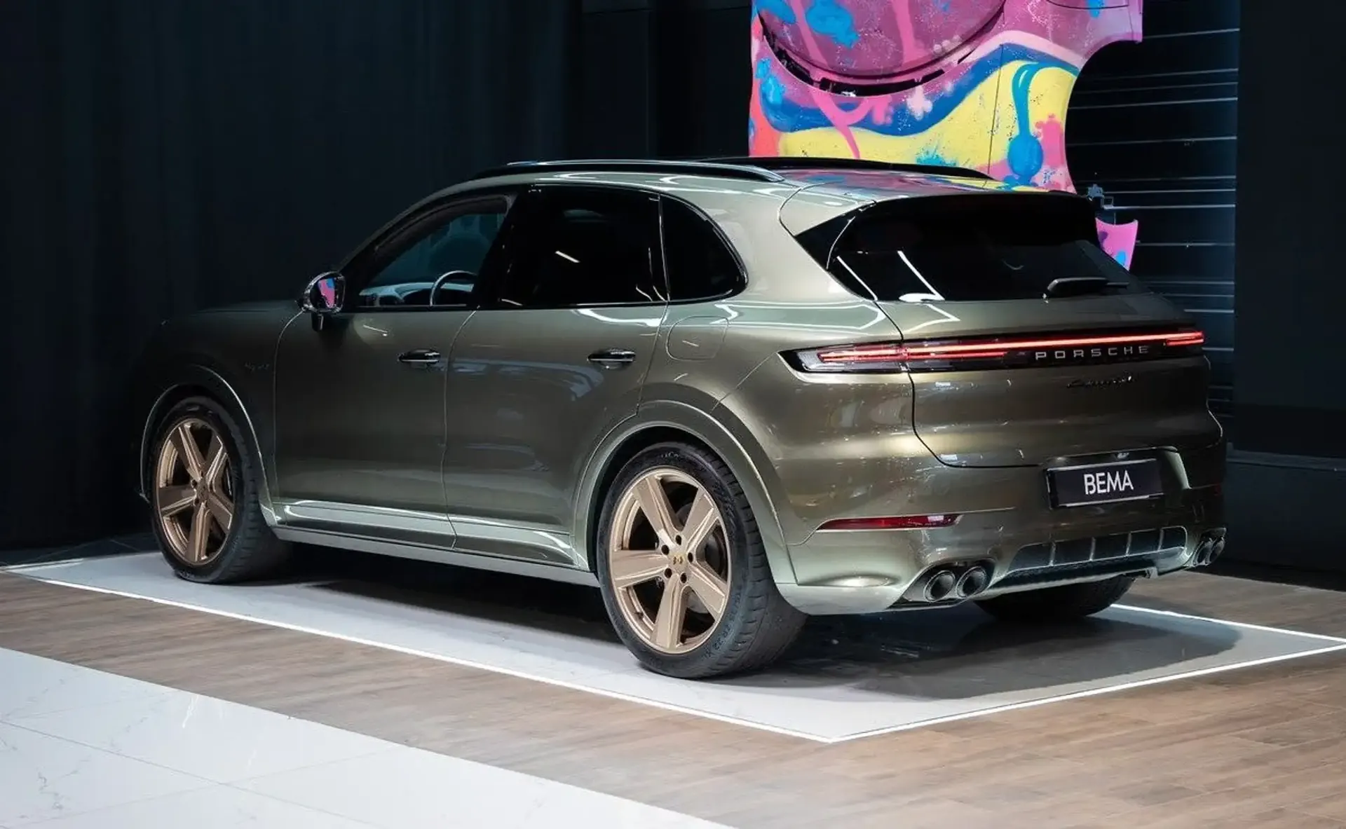 Porsche Cayenne — photo 3