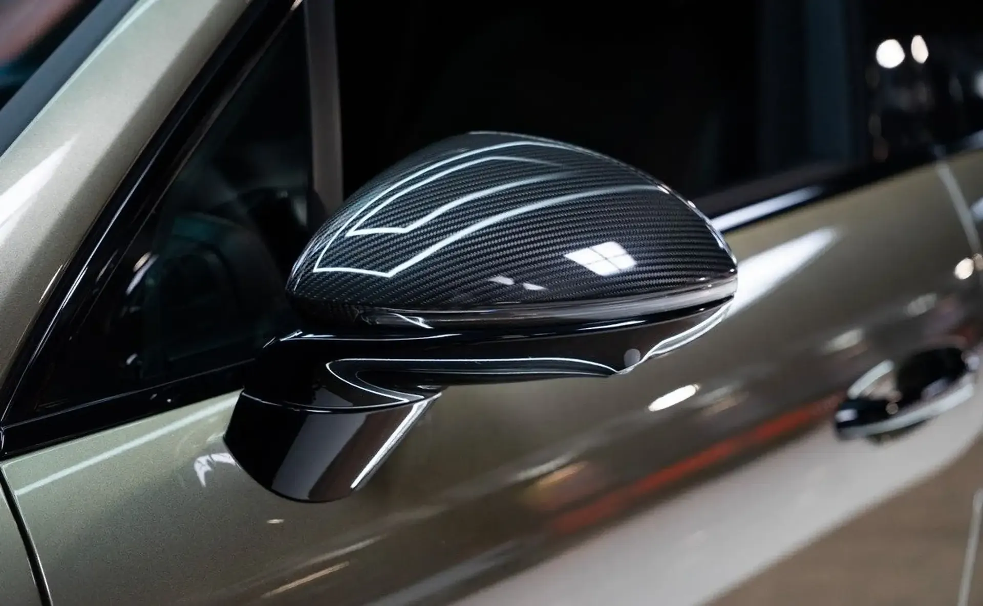 Porsche Cayenne — photo 6