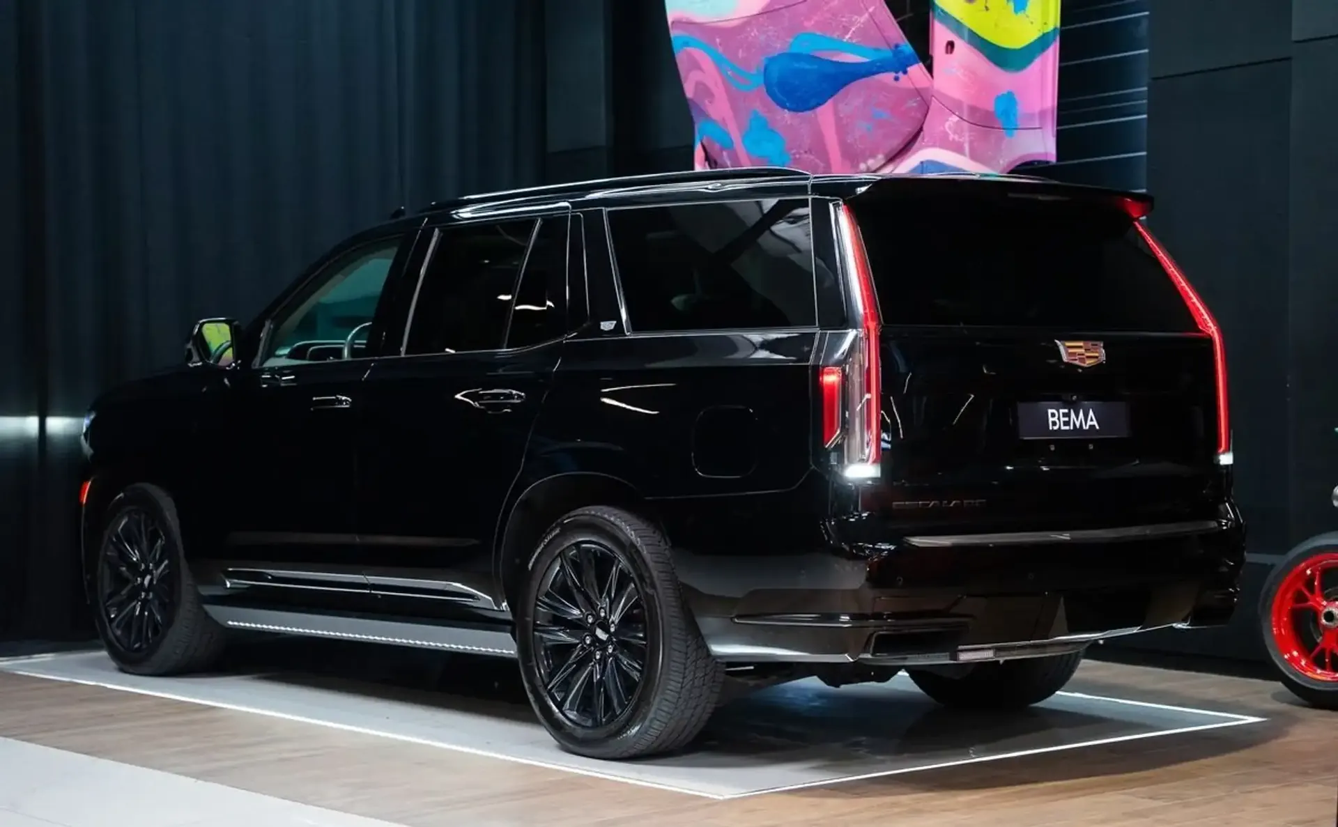 Cadillac Escalade — photo 3