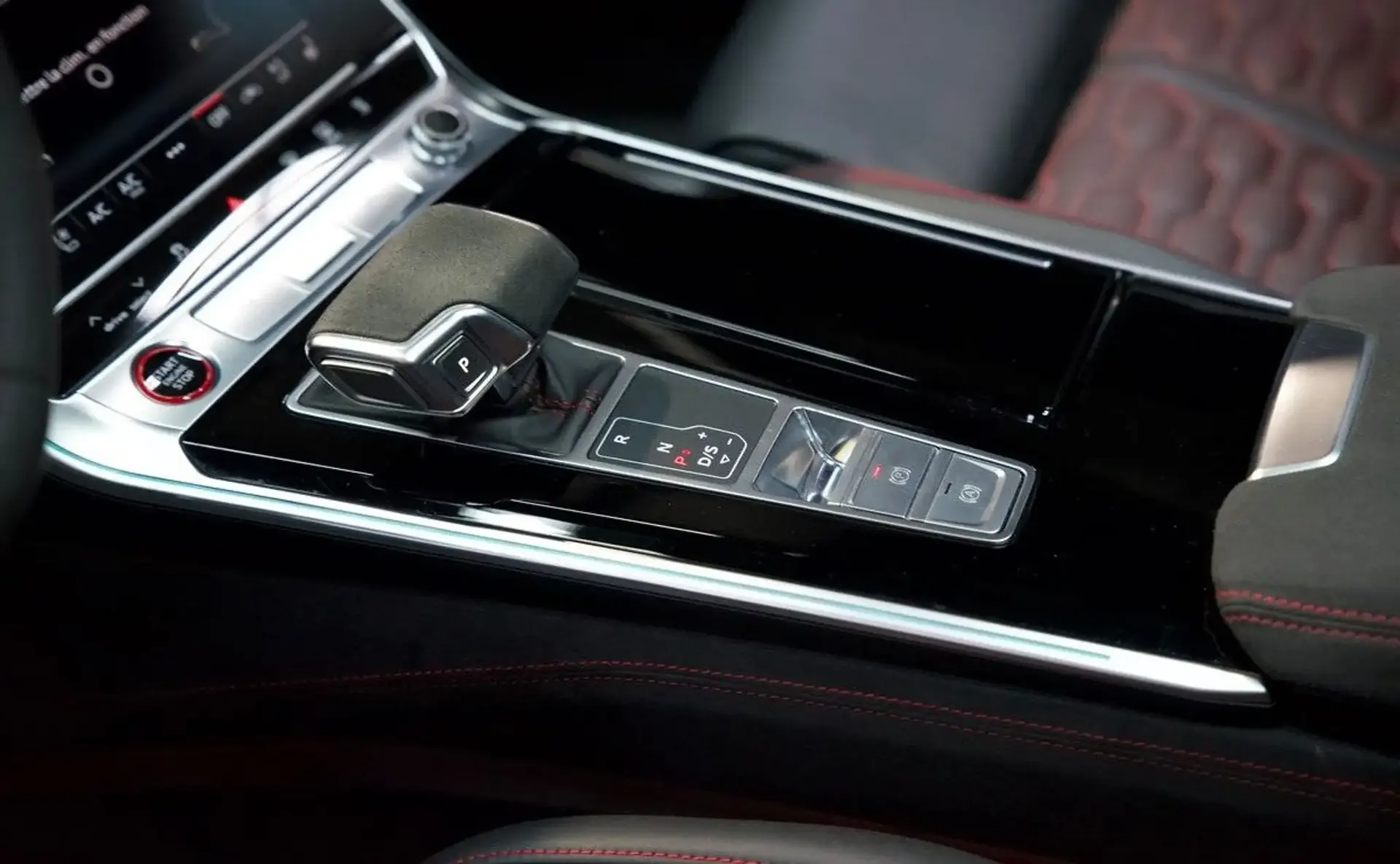 Audi RS6 — photo 7