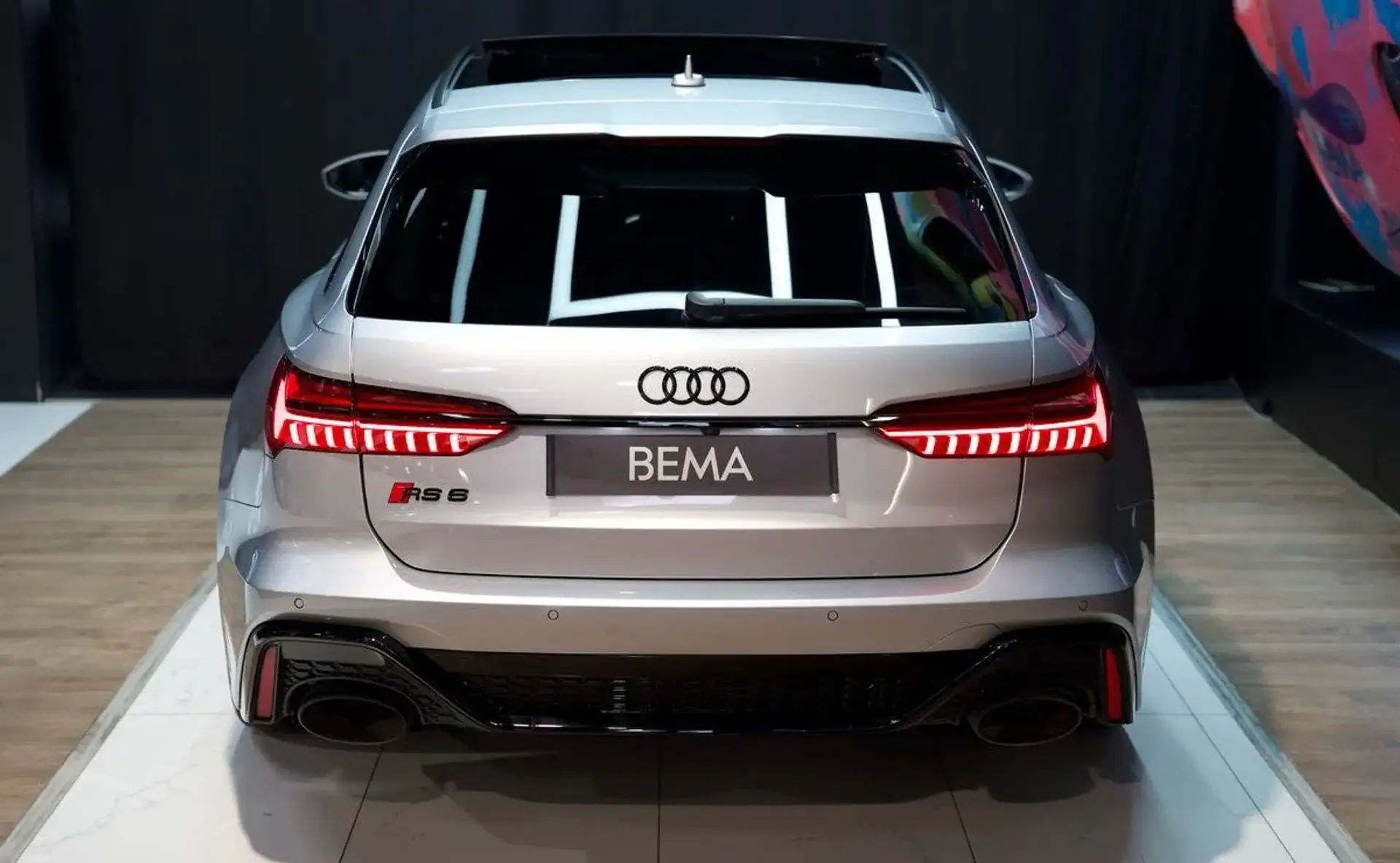 Audi RS6 — photo 4