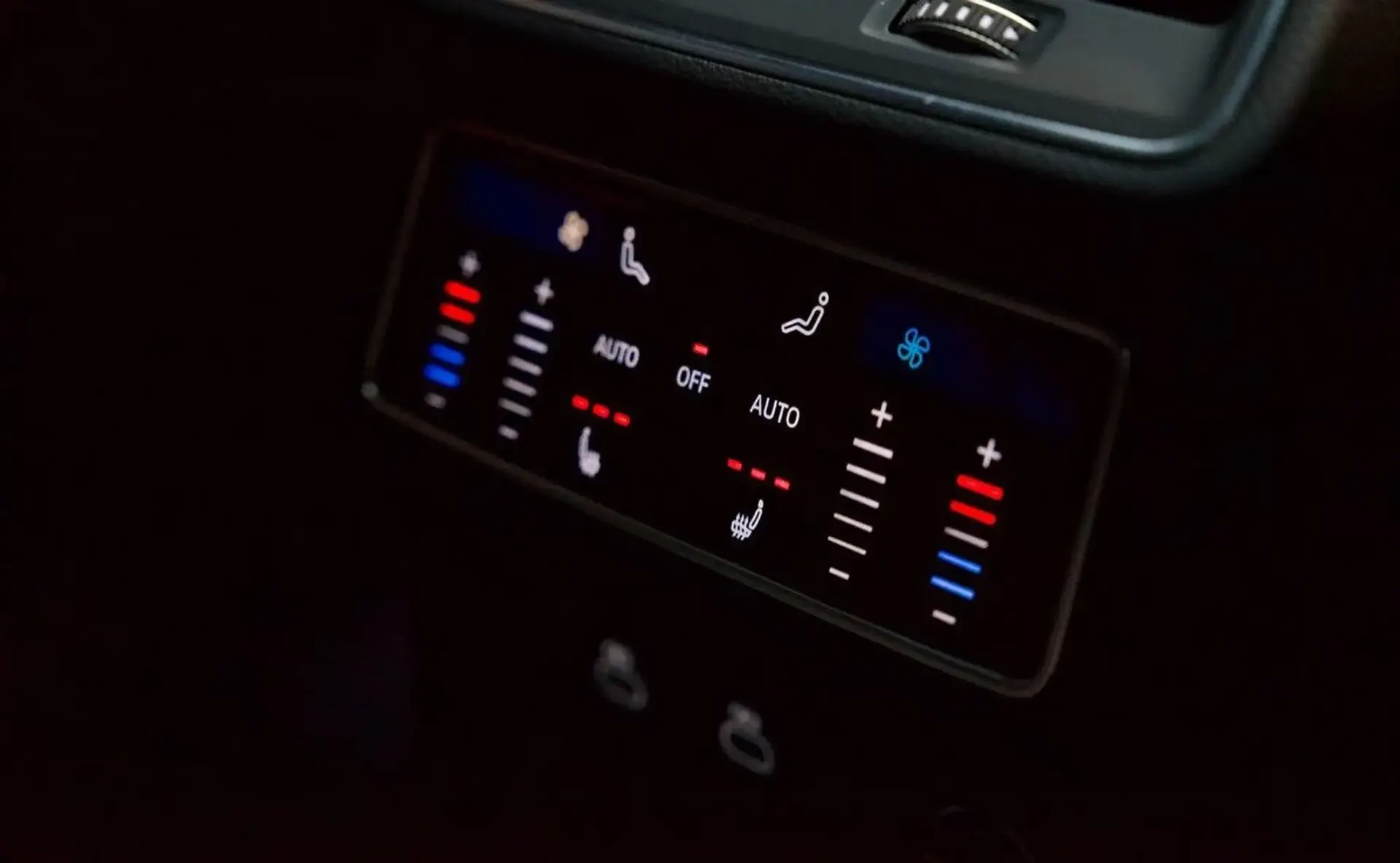 Audi RS6 — photo 12