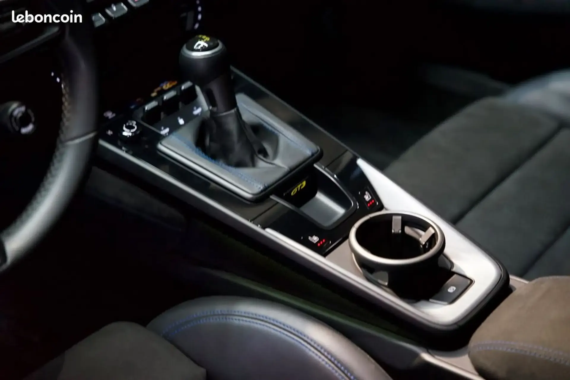 Porsche 992 — photo 12