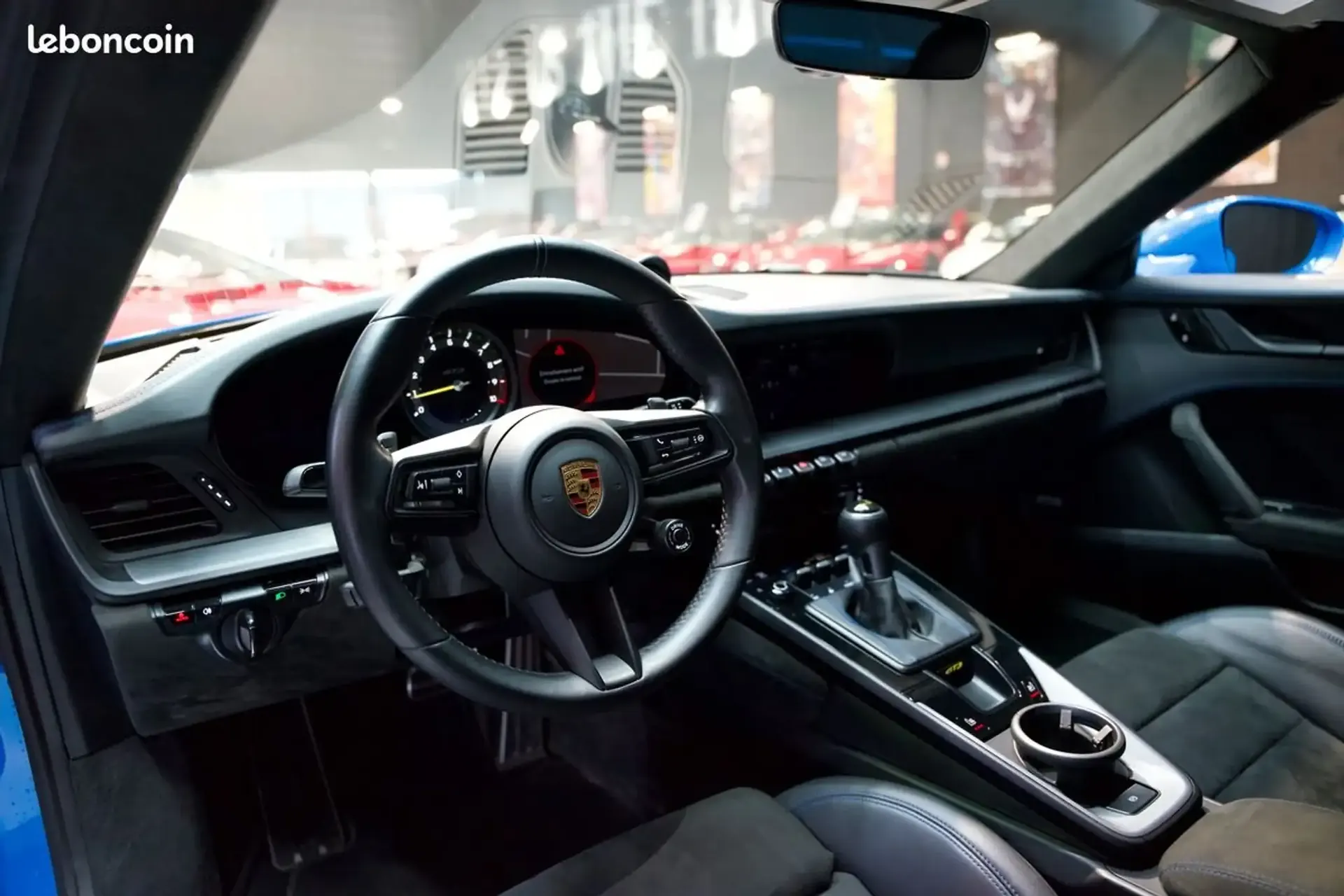 Porsche 992 — photo 10