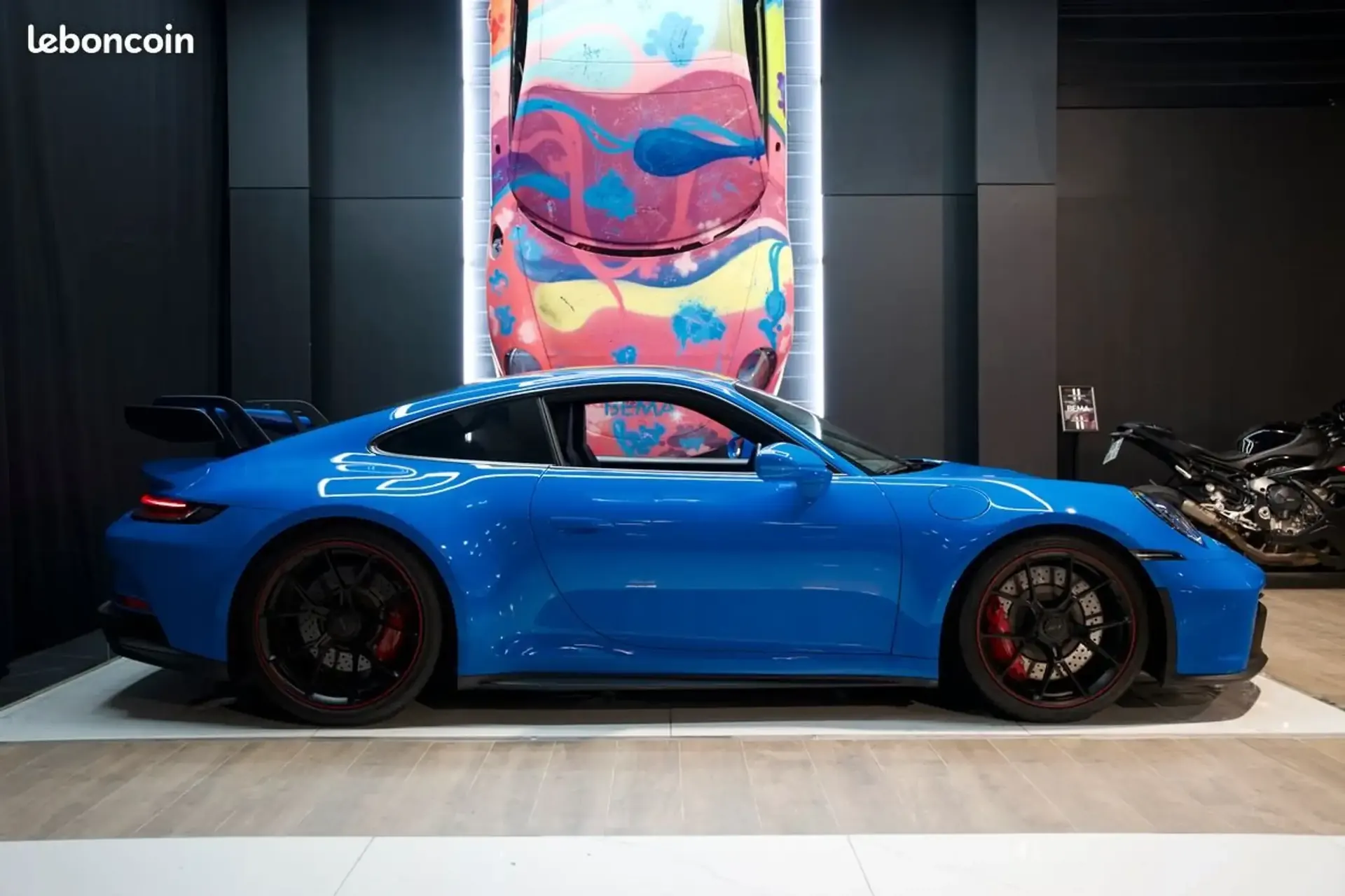 Porsche 992 — photo 2