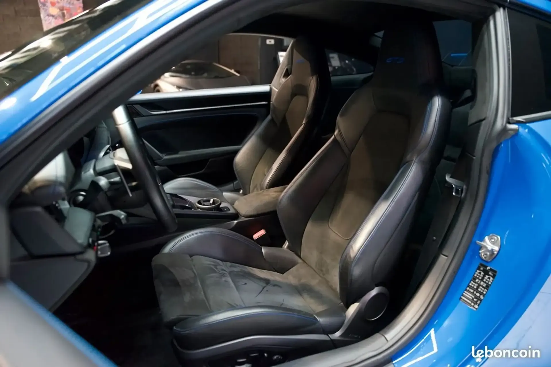 Porsche 992 — photo 13
