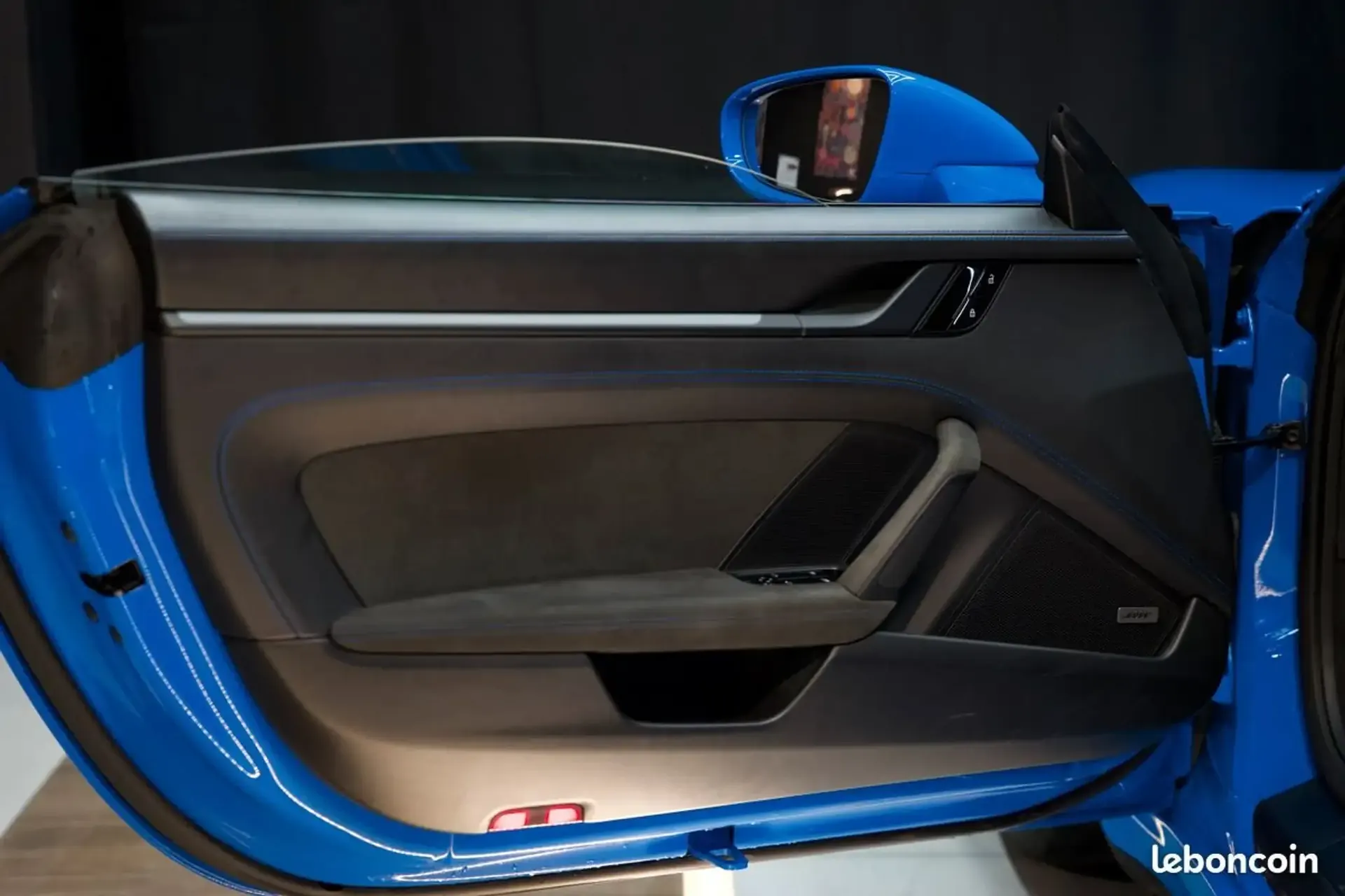Porsche 992 — photo 9