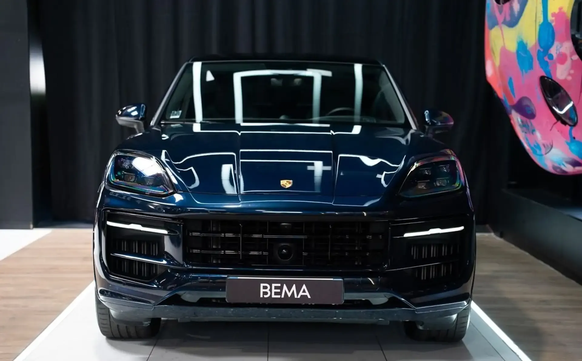 Porsche Cayenne — photo 2