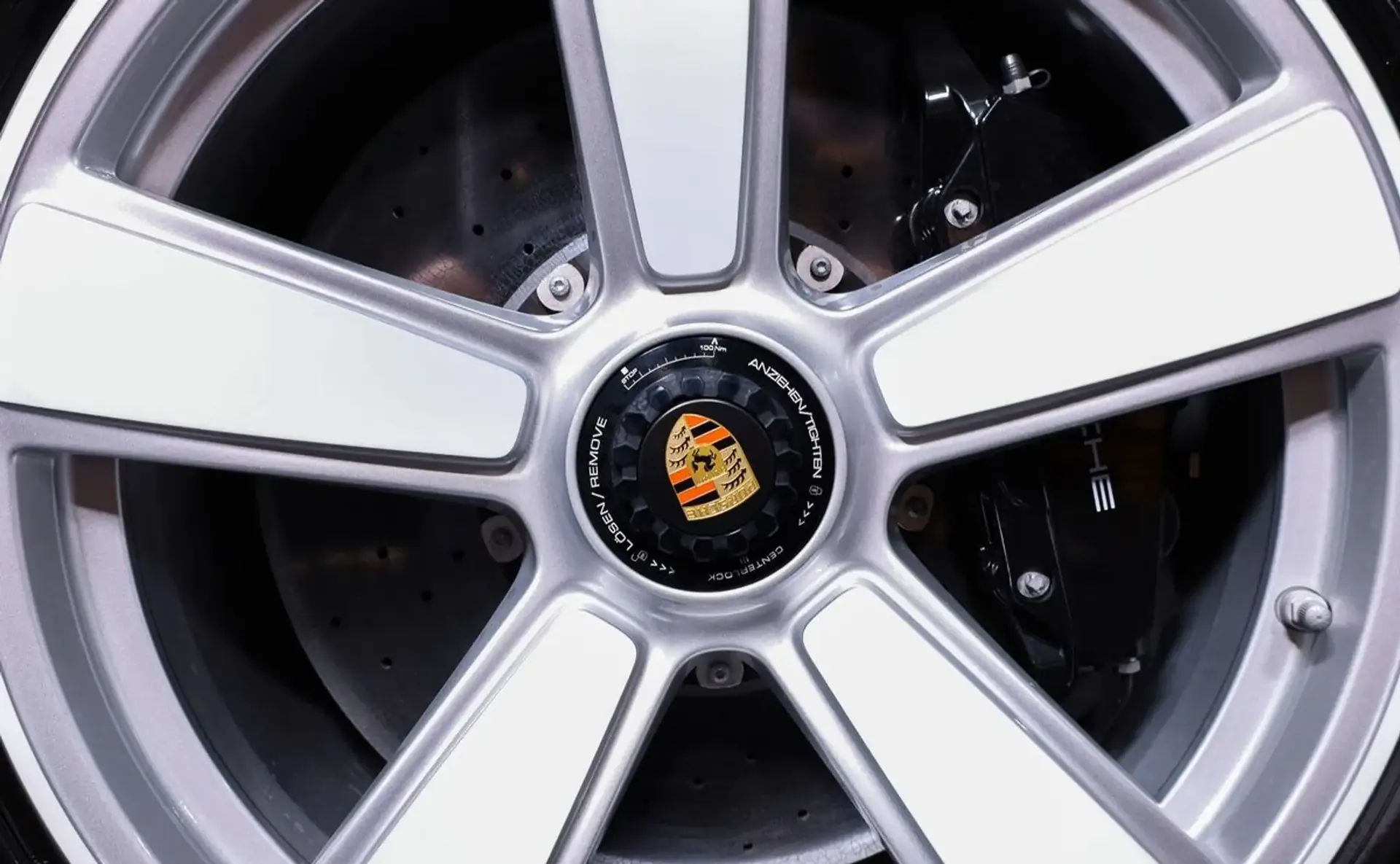 Porsche 992 — photo 10