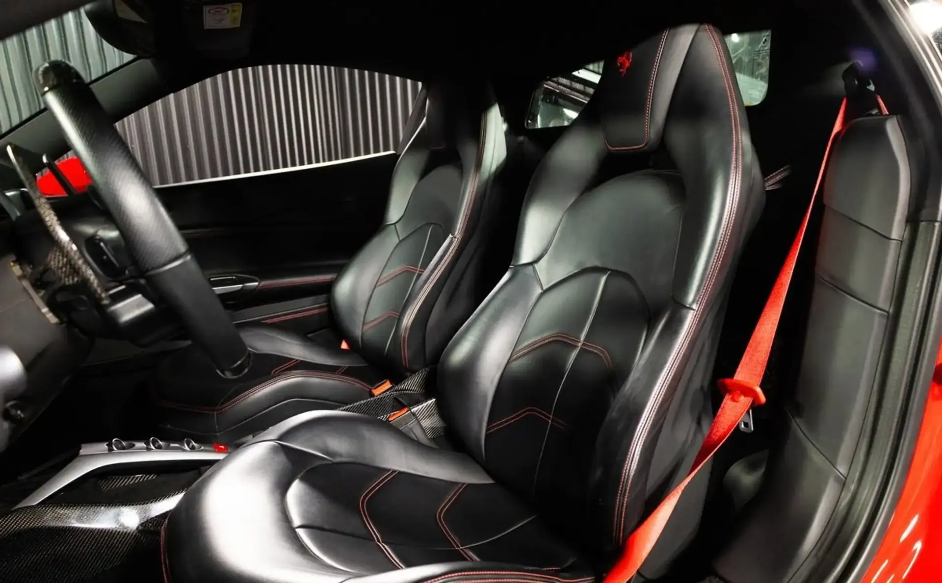 Ferrari 488 — photo 6
