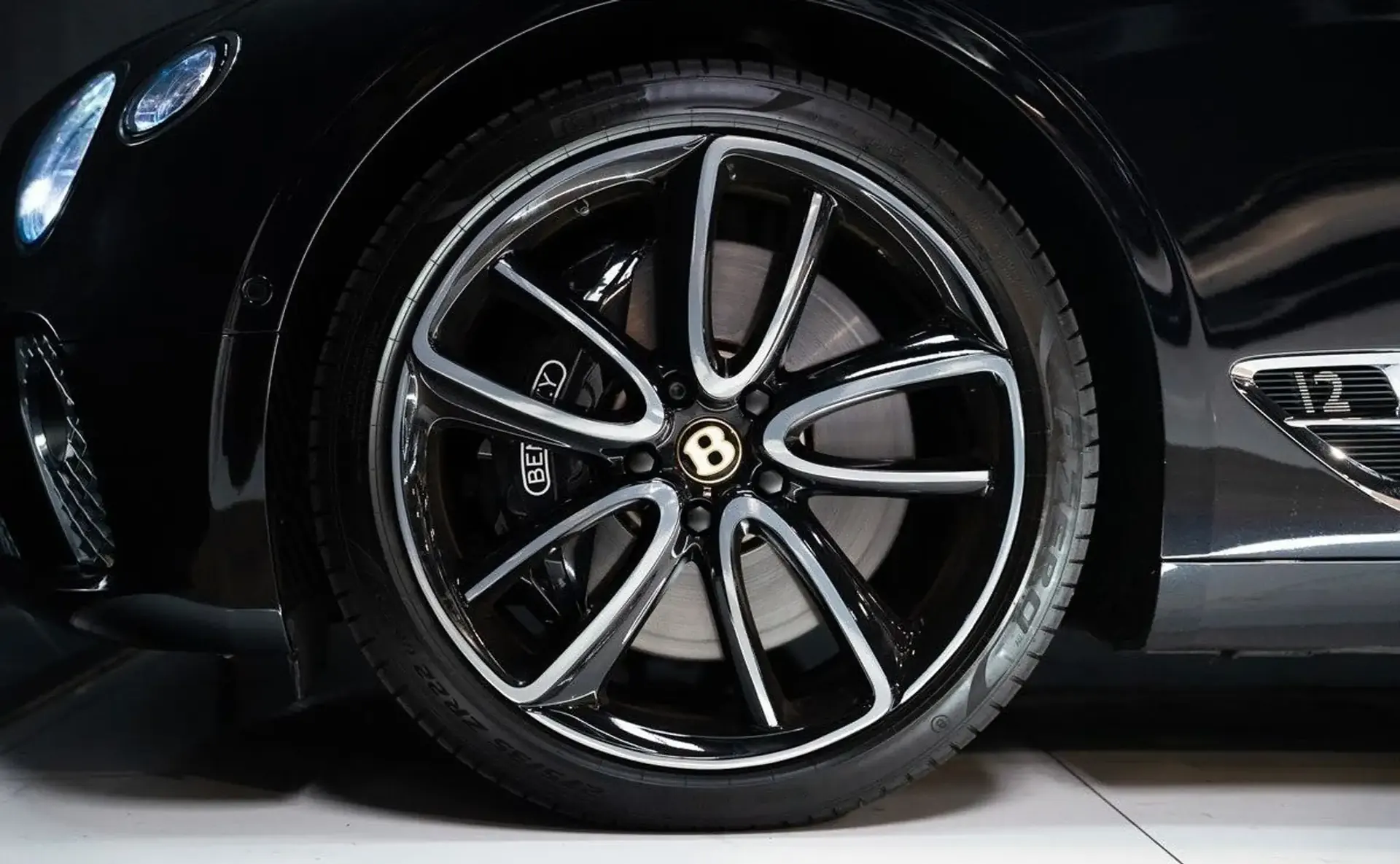 Bentley Continental — photo 5