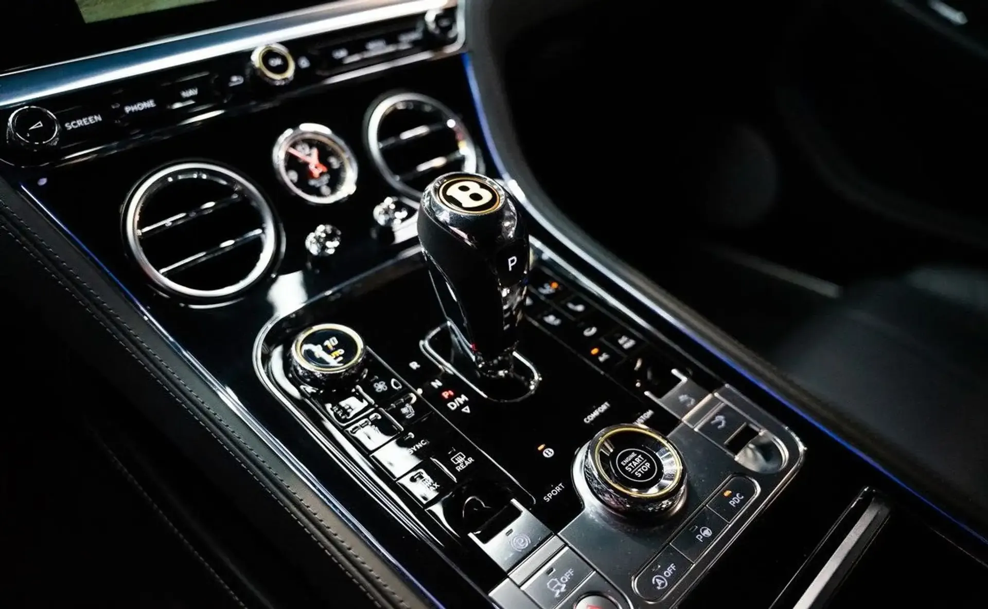 Bentley Continental — photo 8