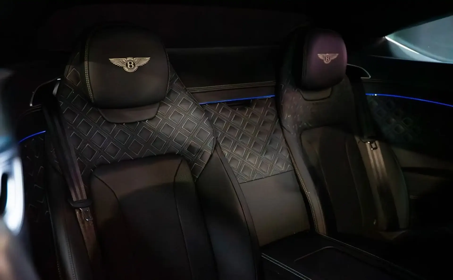 Bentley Continental — photo 9
