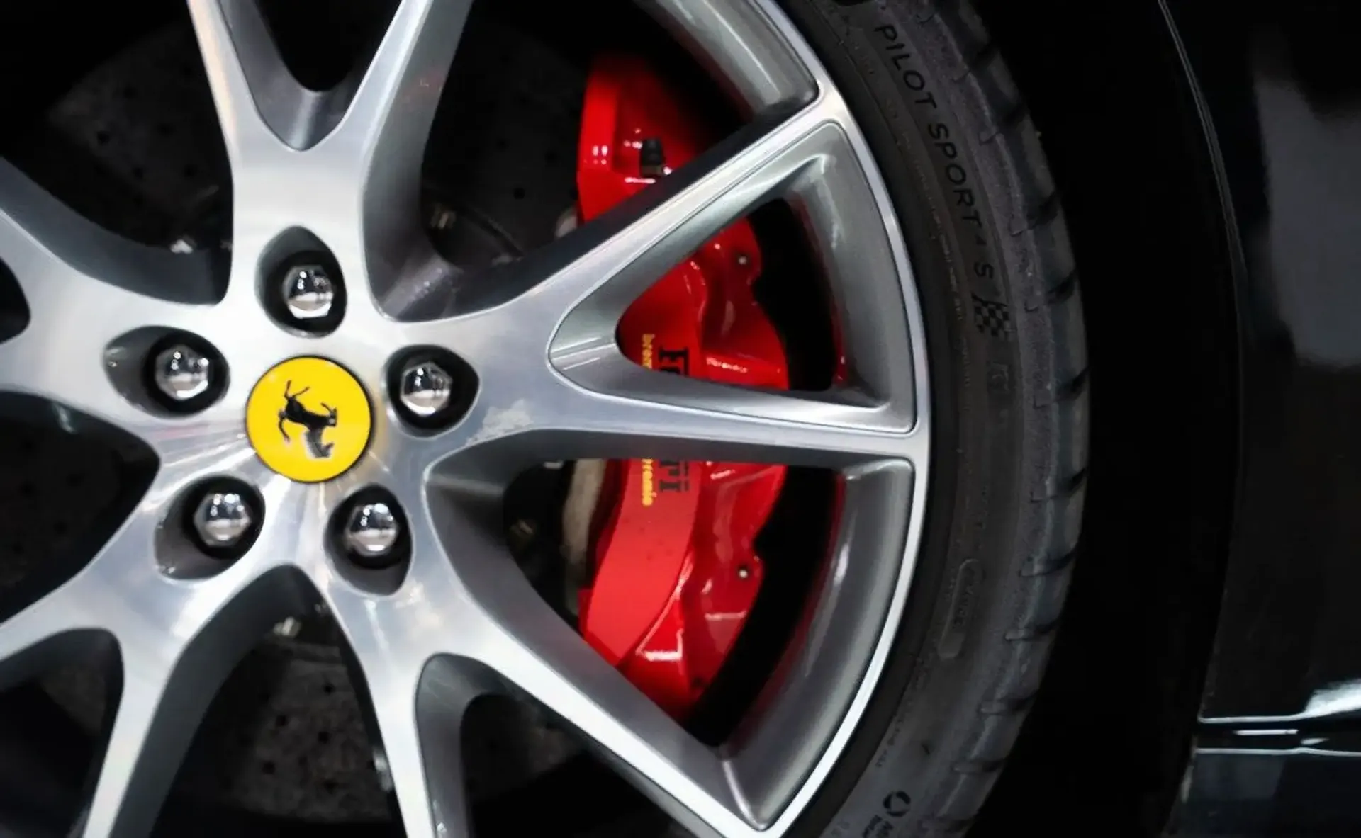 Ferrari California — photo 6