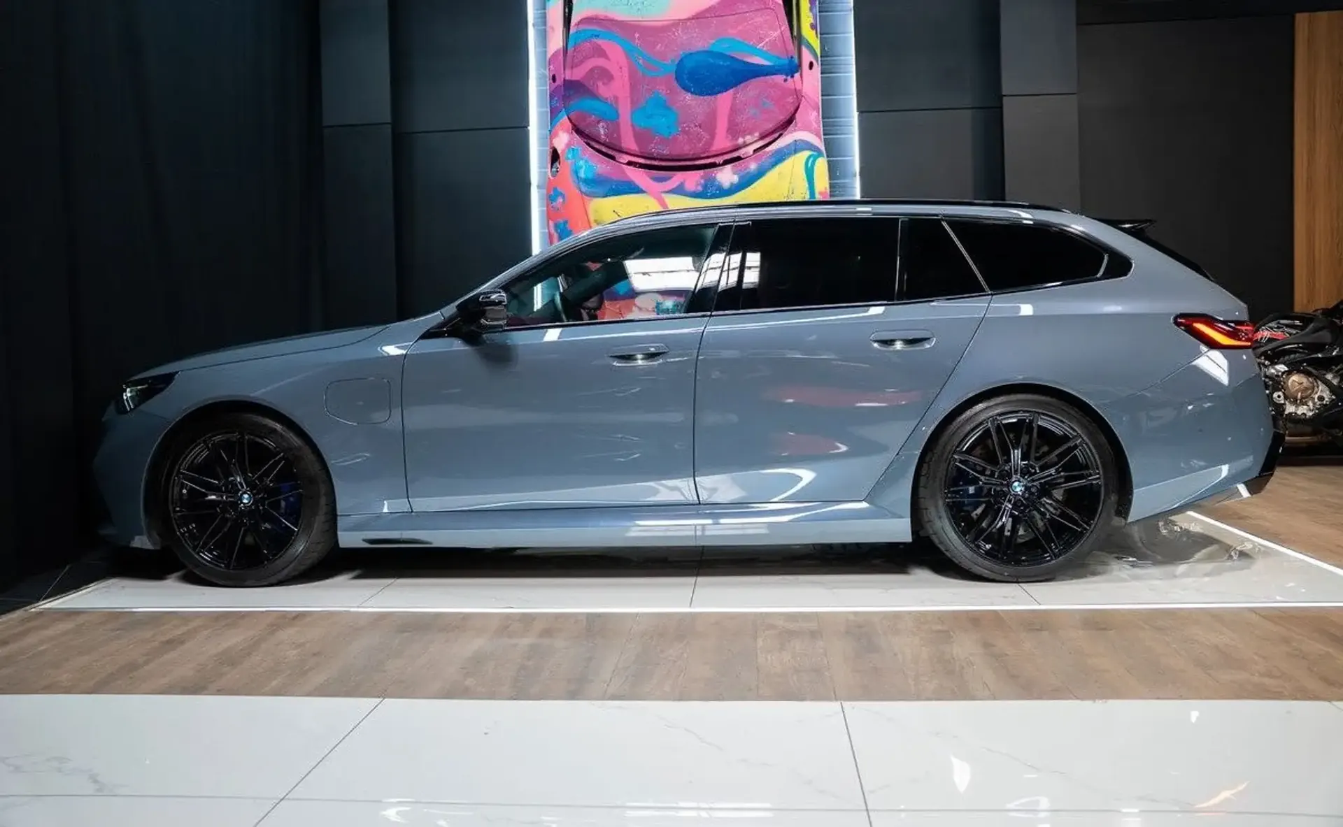 BMW M5 — photo 11