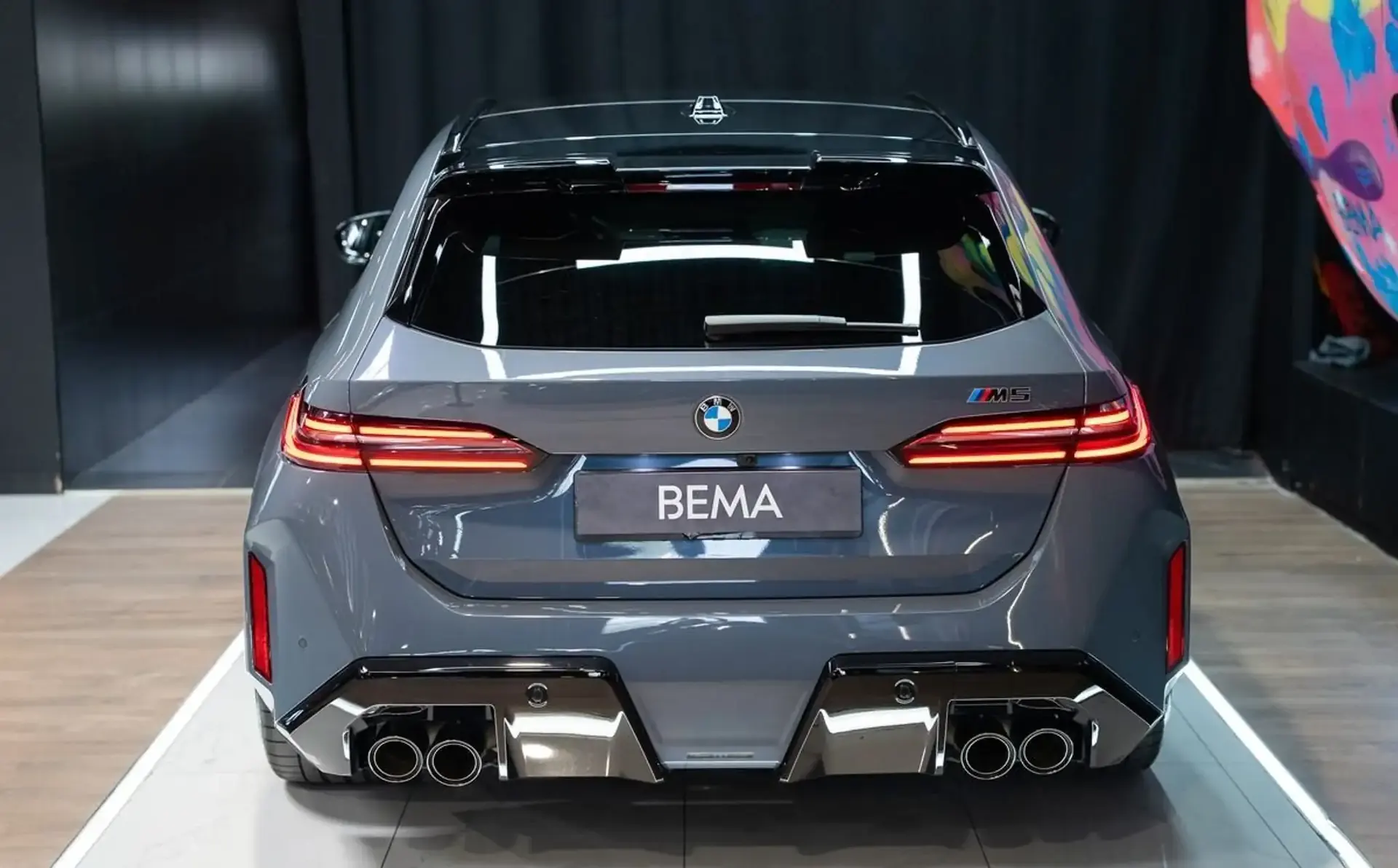 BMW M5 — photo 9
