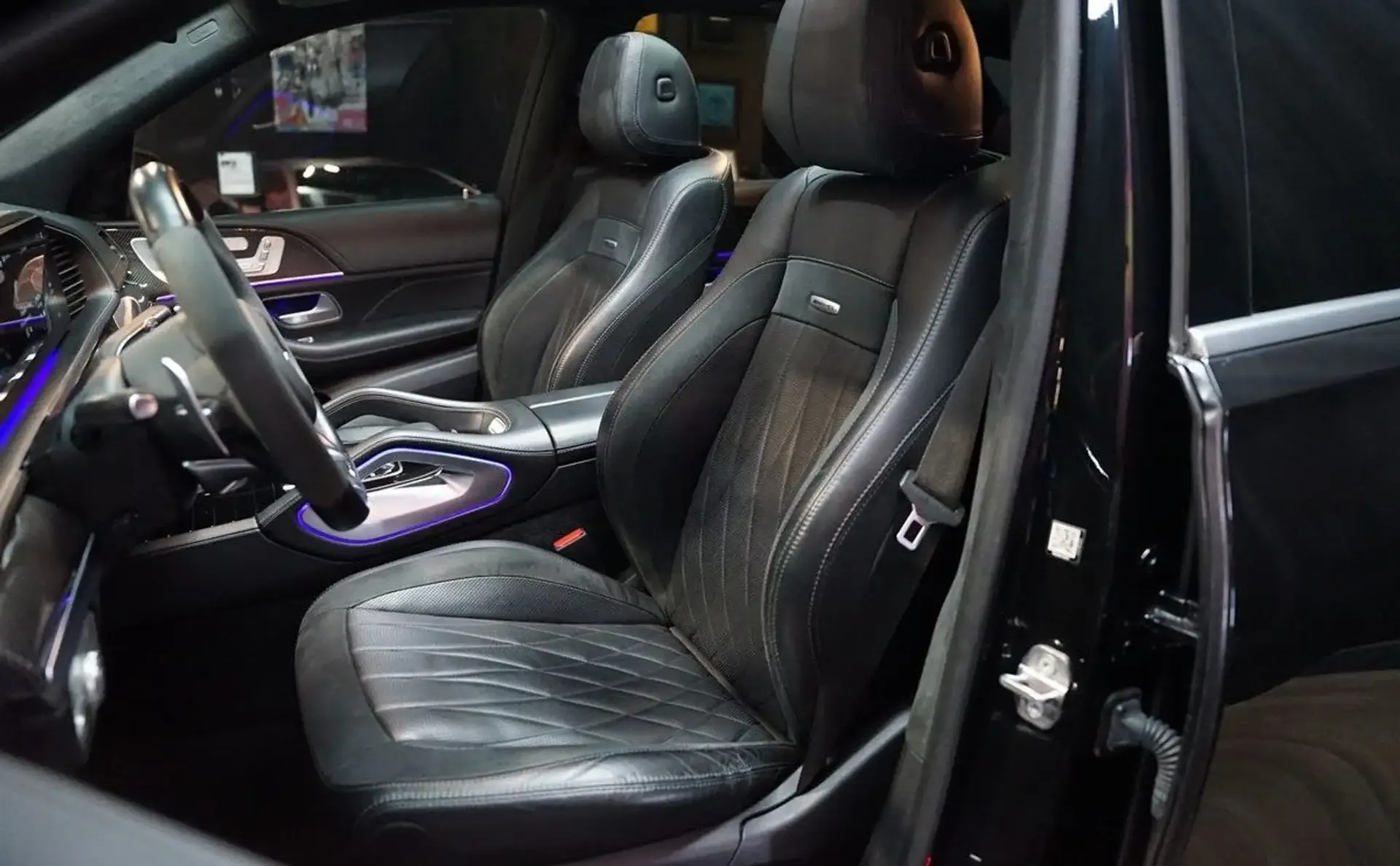 Mercedes-Benz GLE — photo 10
