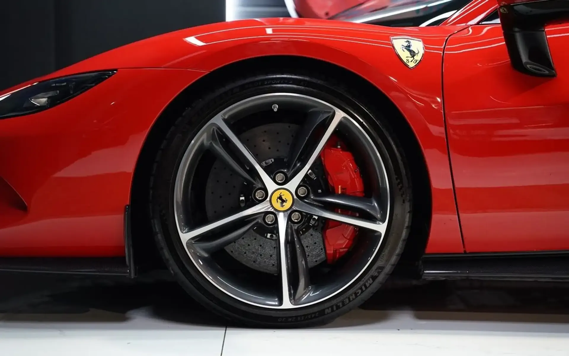 Ferrari 296 — photo 6