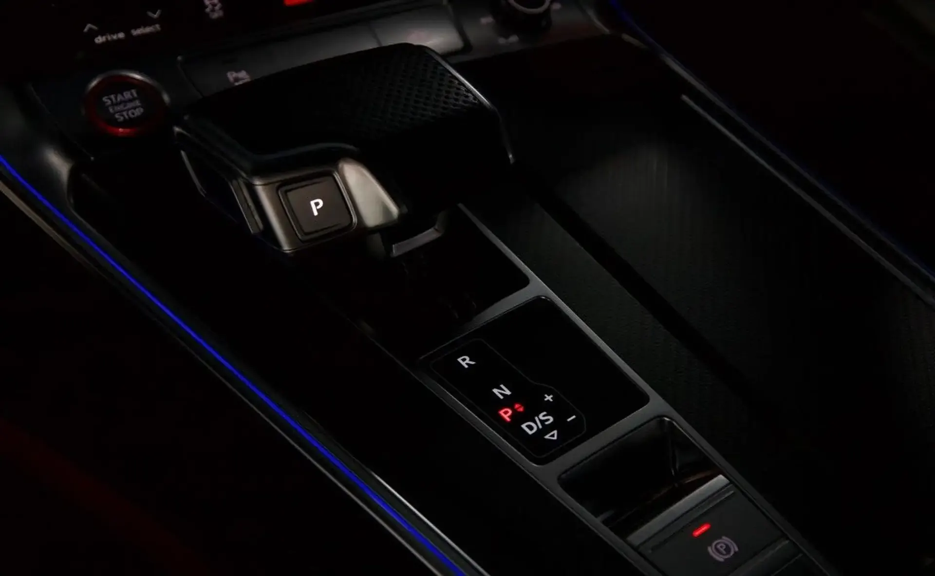 Audi RS6 — photo 7
